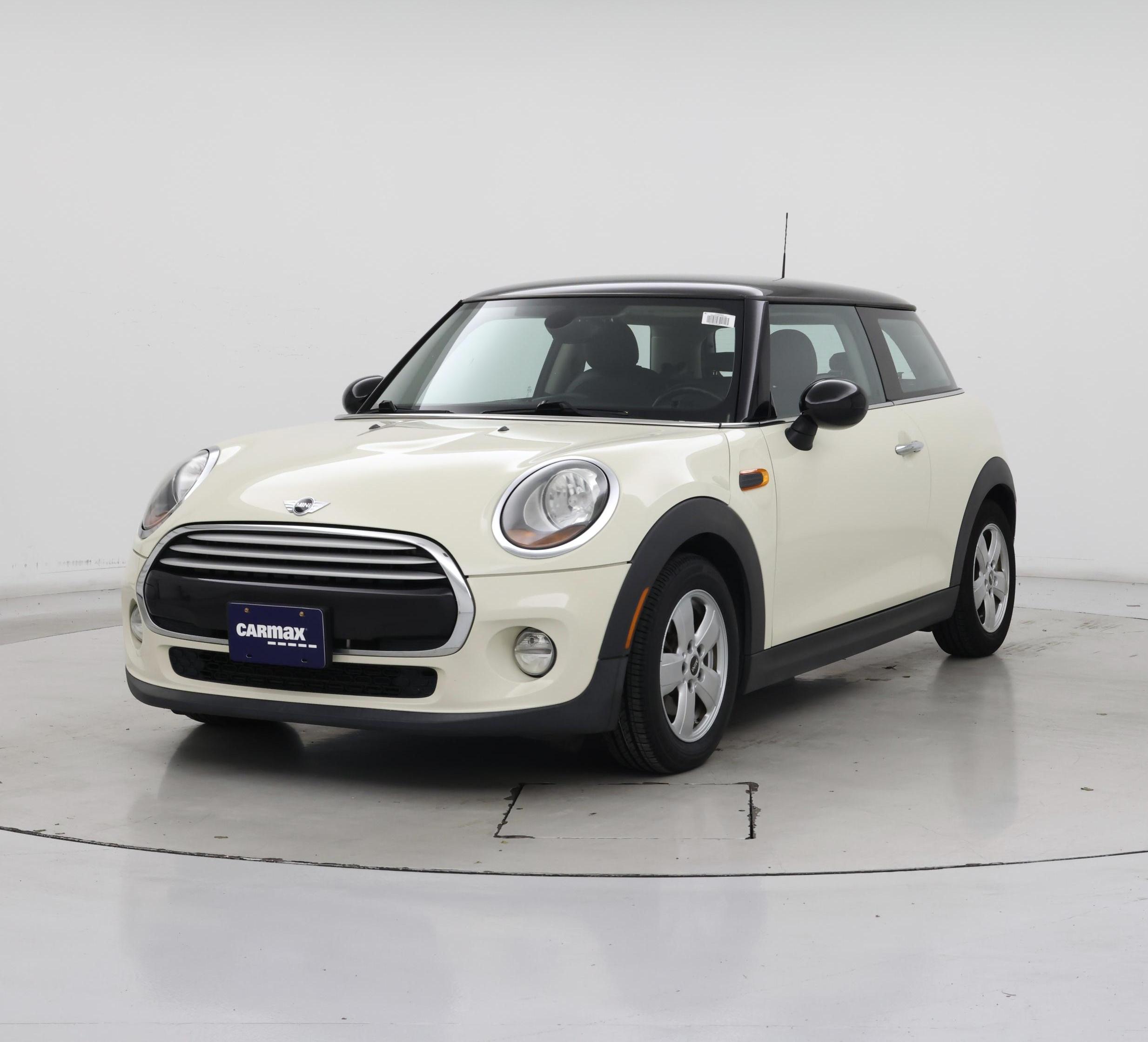 Thumbnail: 2015 MINI Cooper Hardtop - 4