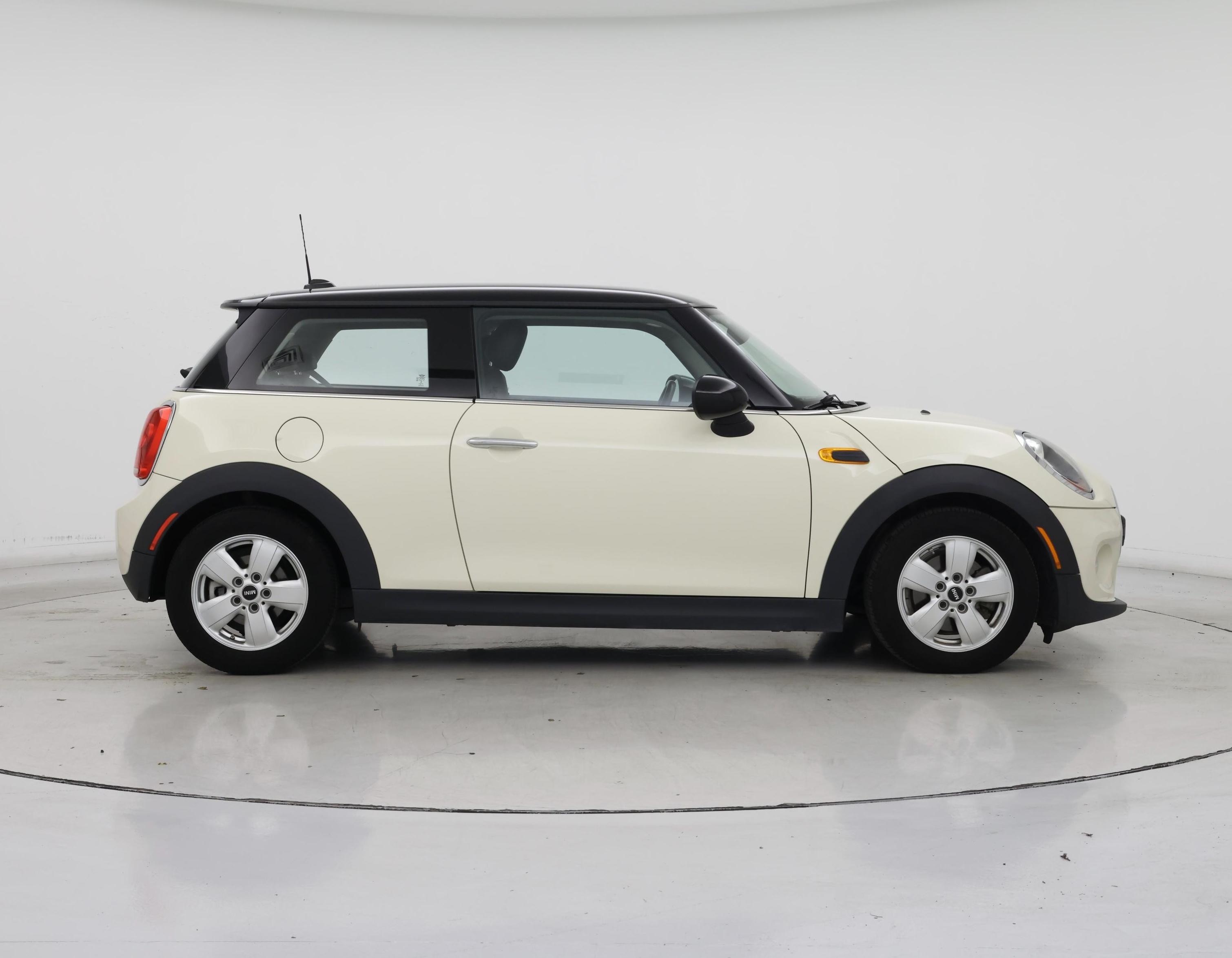 Thumbnail: 2015 MINI Cooper Hardtop - 7