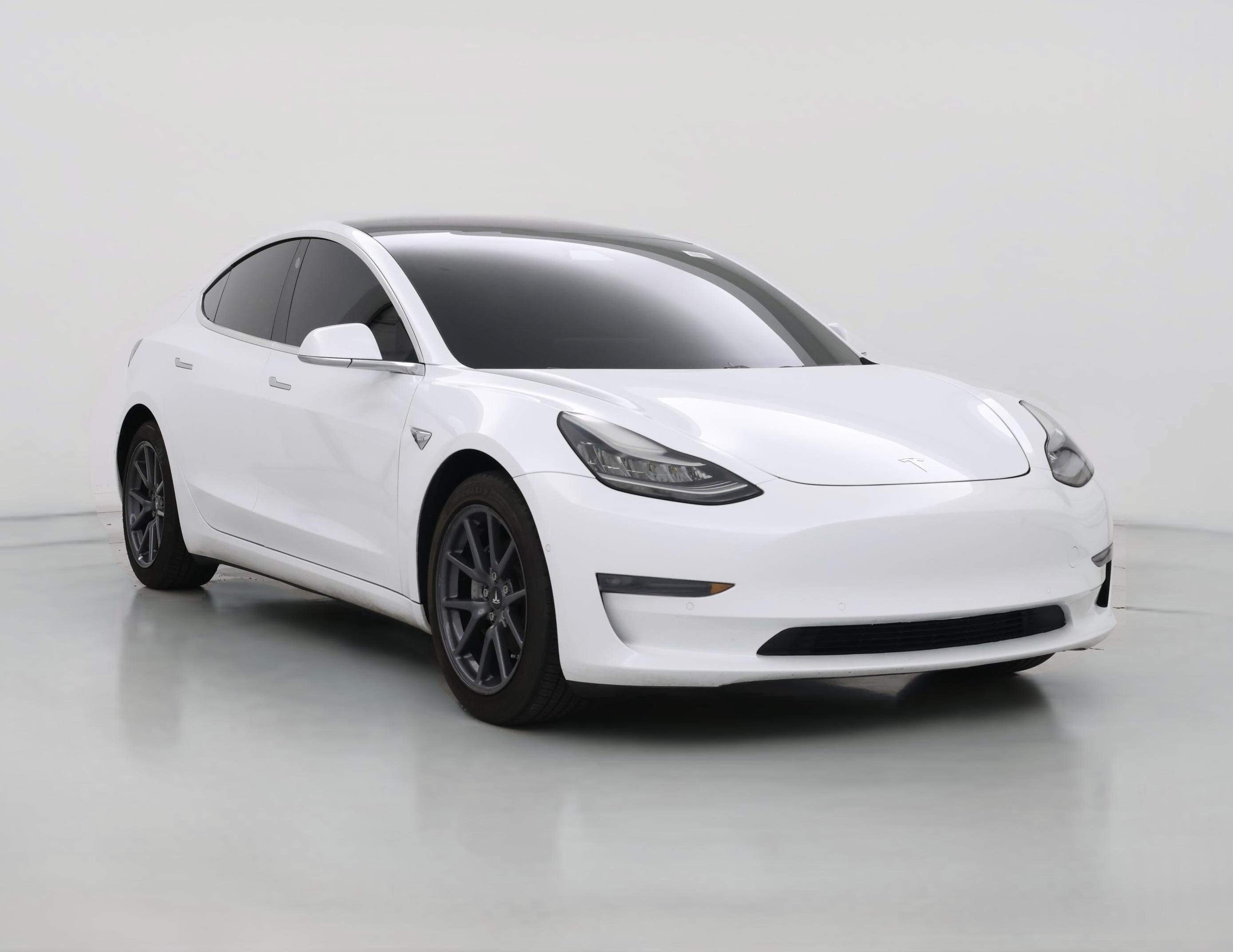Thumbnail: 2018 Tesla Model 3 - 1