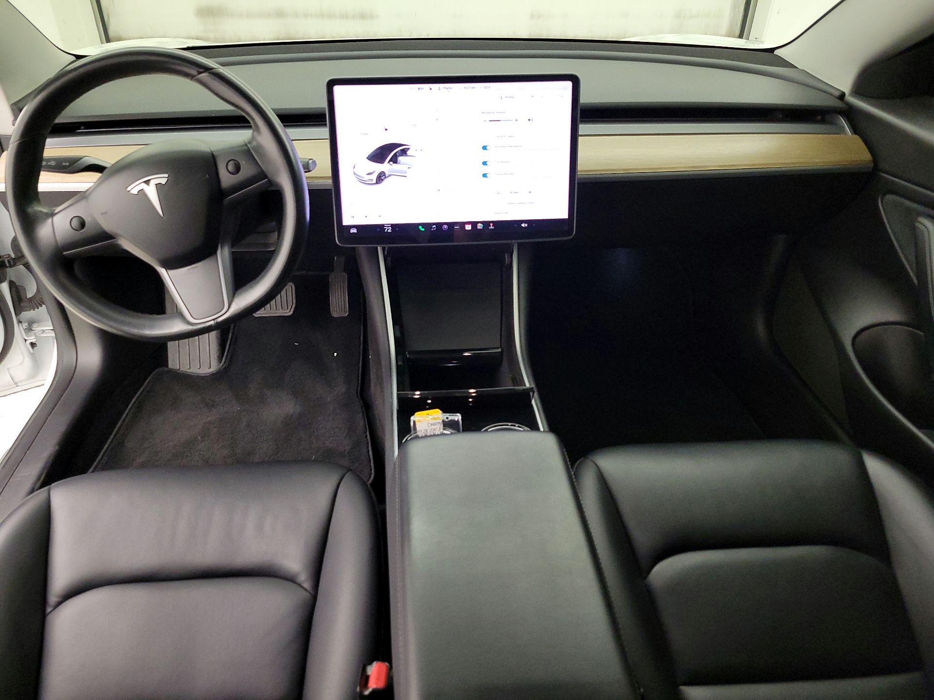 Thumbnail: 2018 Tesla Model 3 - 9