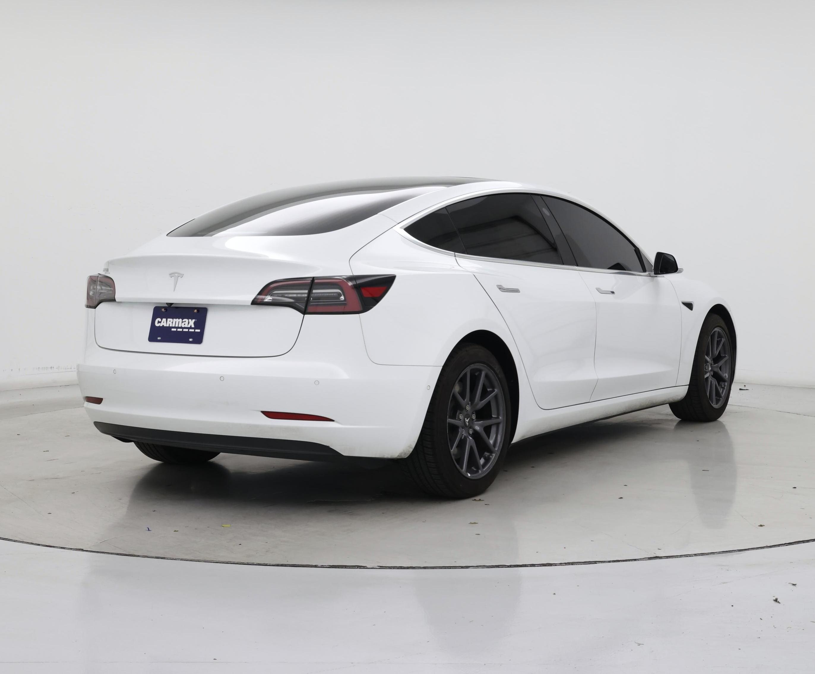 Thumbnail: 2018 Tesla Model 3 - 8