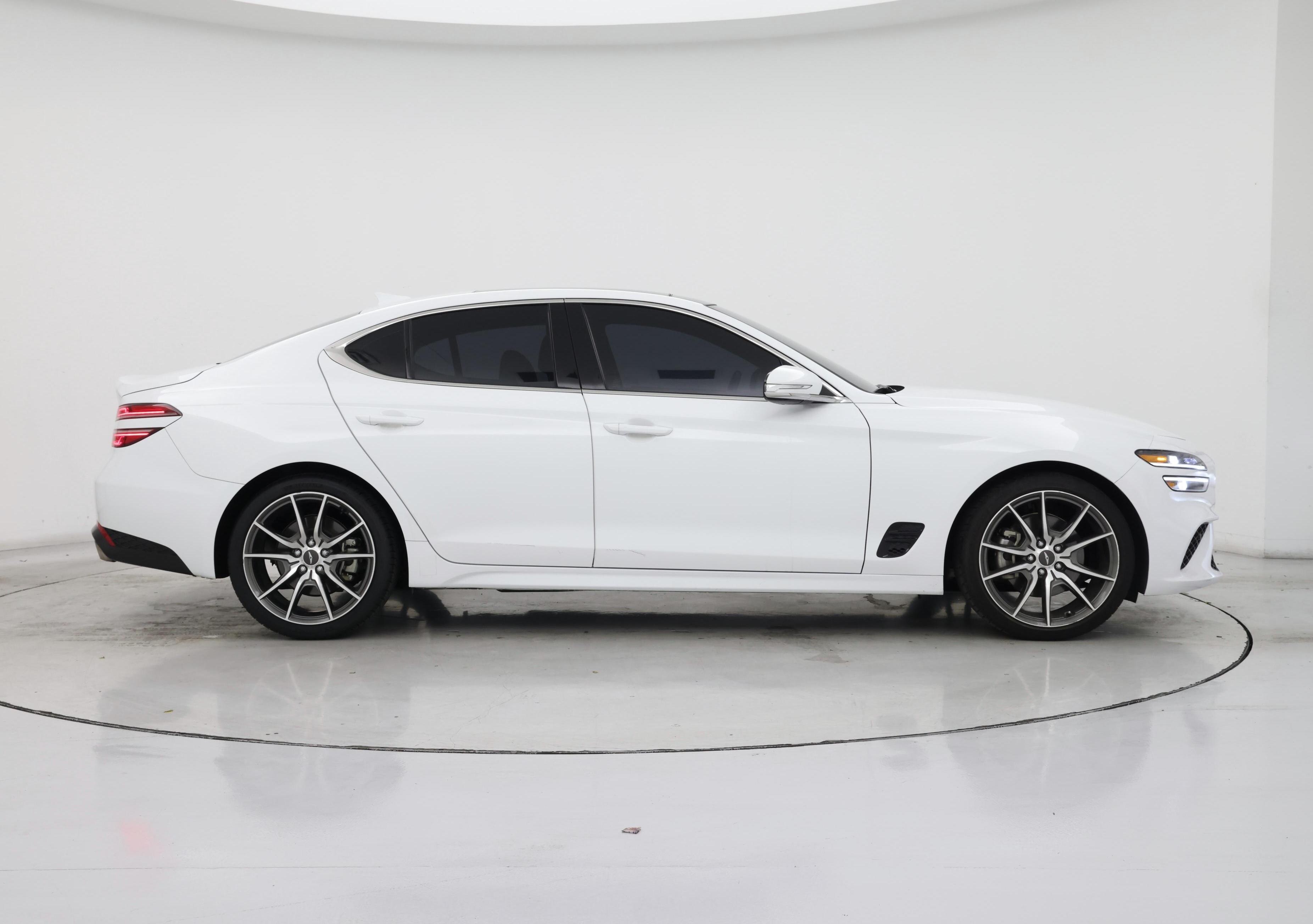 Thumbnail: 2022 Genesis G70 - 7