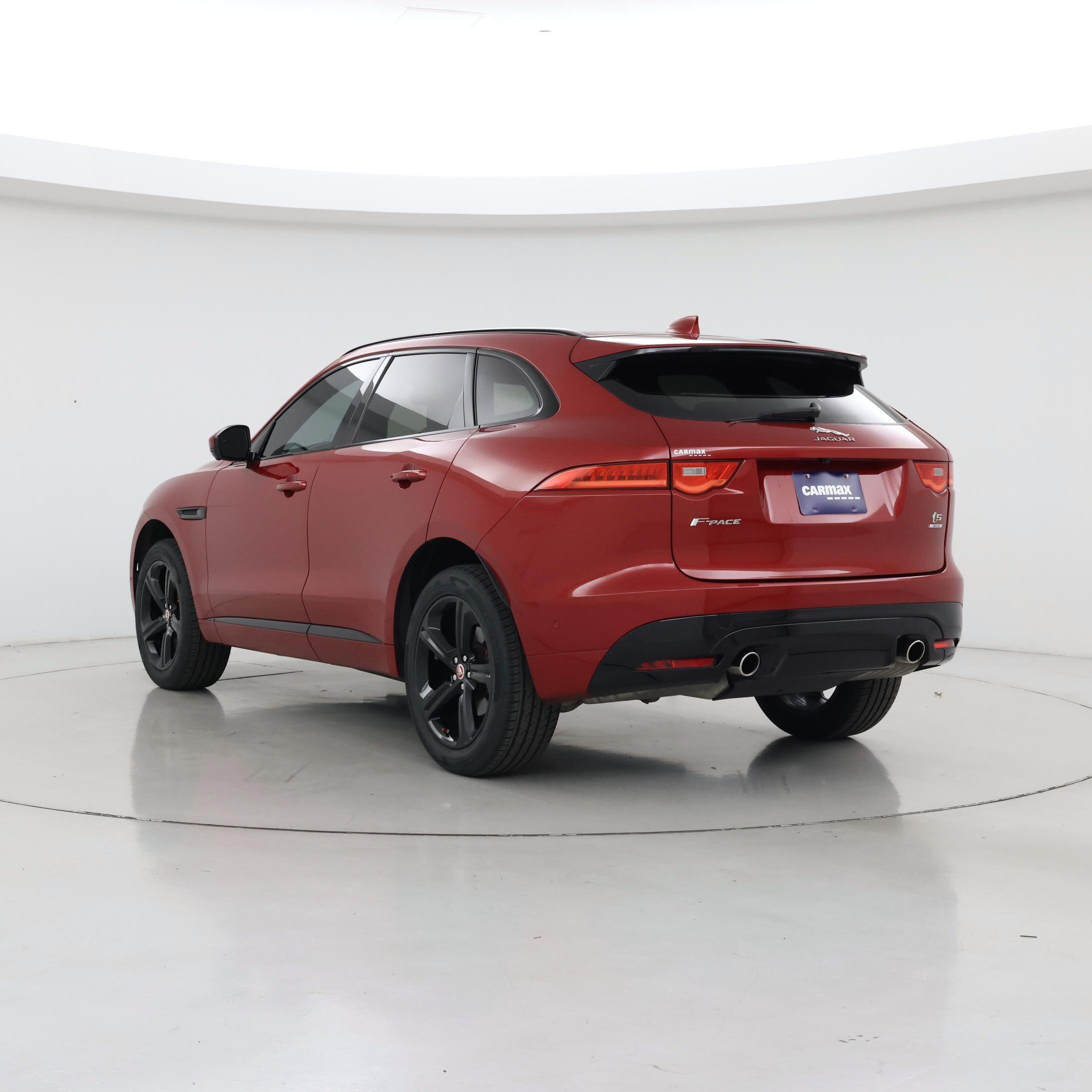 Thumbnail: 2018 Jaguar F-Pace - 2