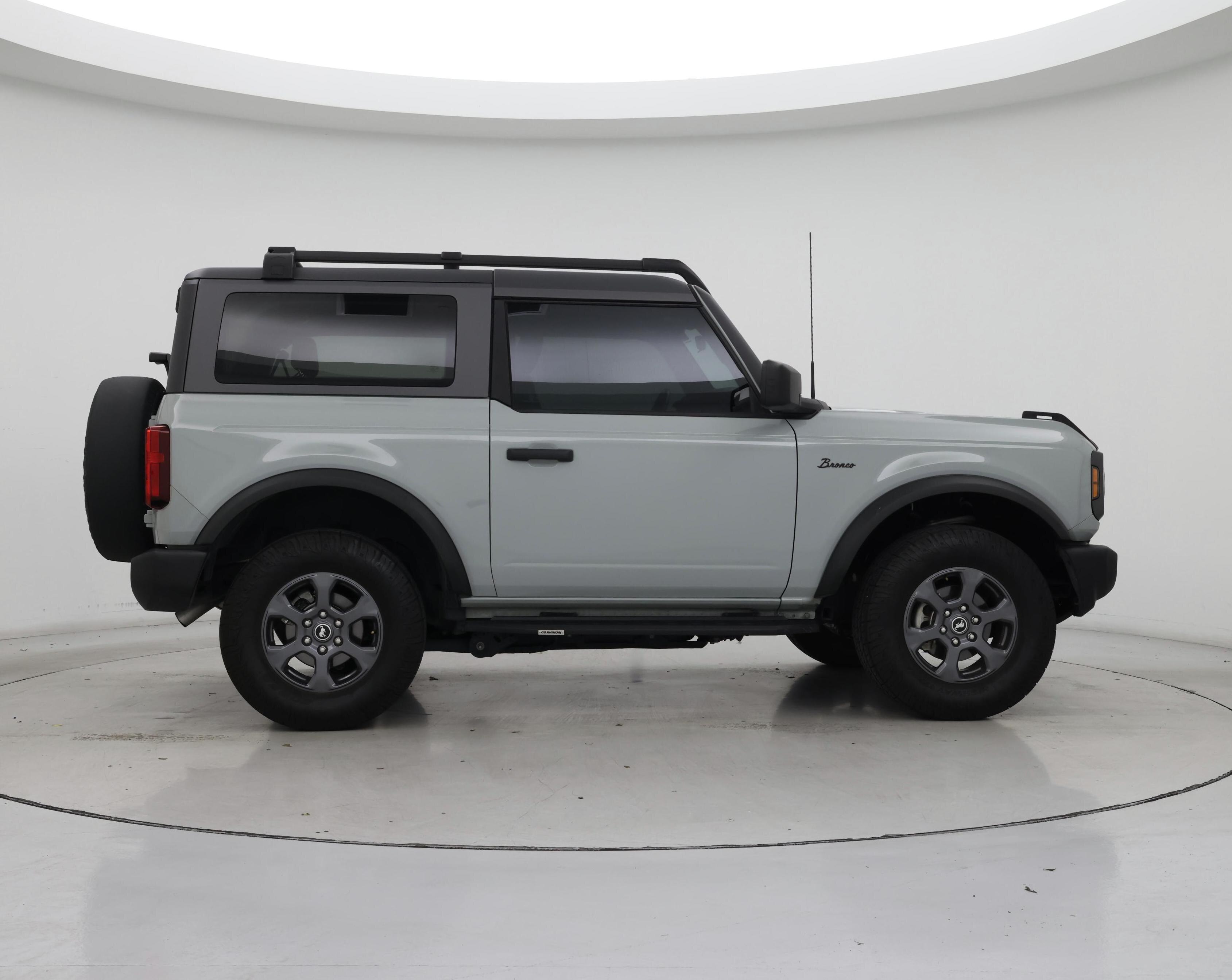 Thumbnail: 2022 Ford Bronco - 7