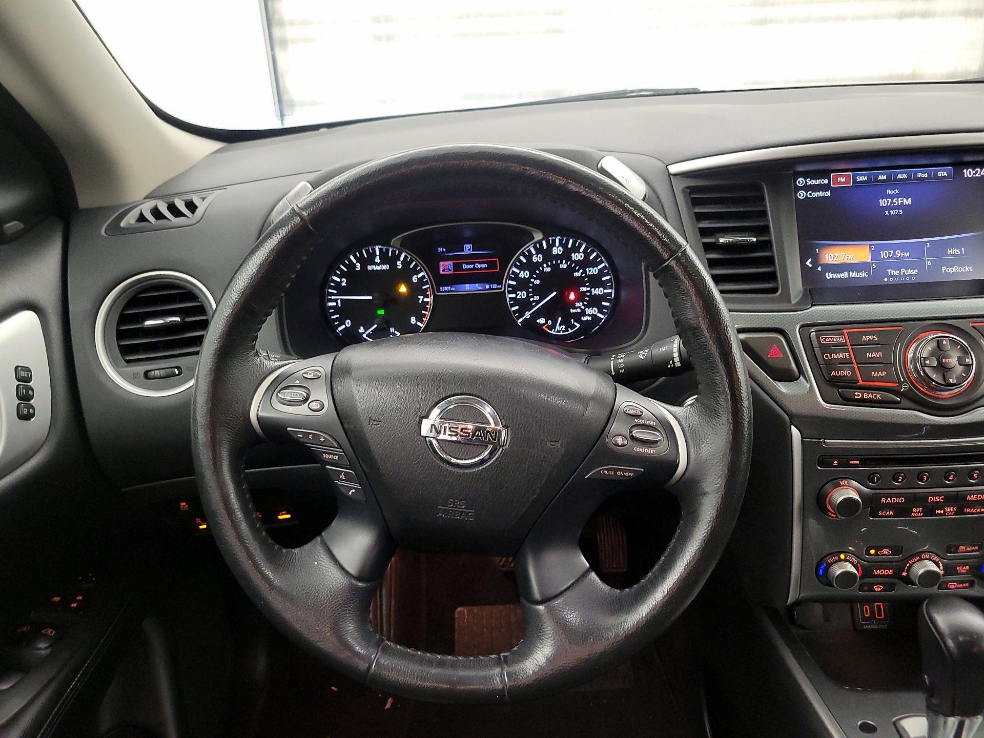 Thumbnail: 2020 Nissan Pathfinder - 10