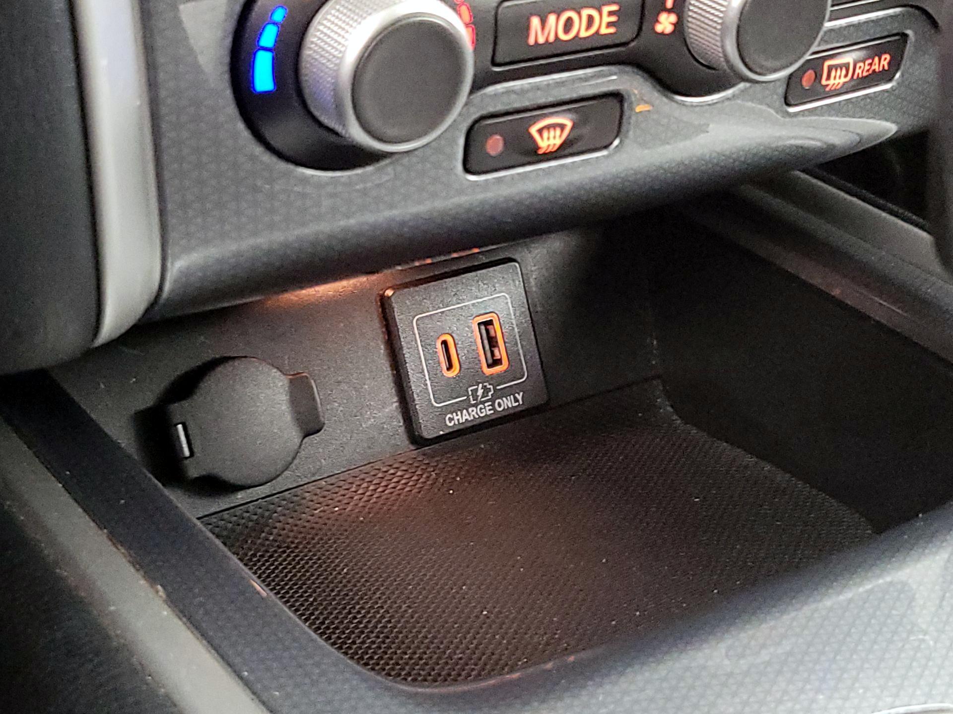 Thumbnail: 2020 Nissan Pathfinder - 18