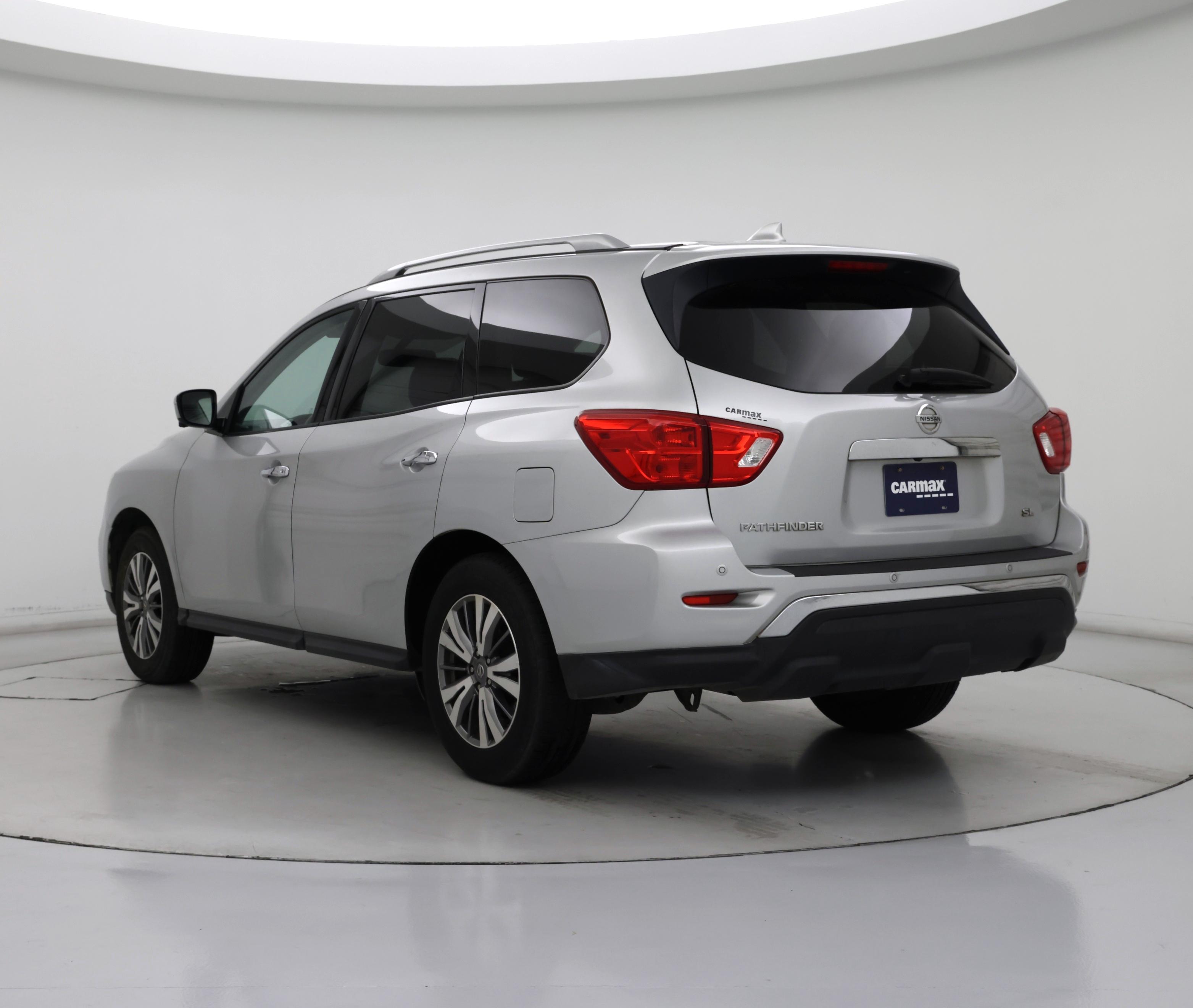 Thumbnail: 2020 Nissan Pathfinder - 2