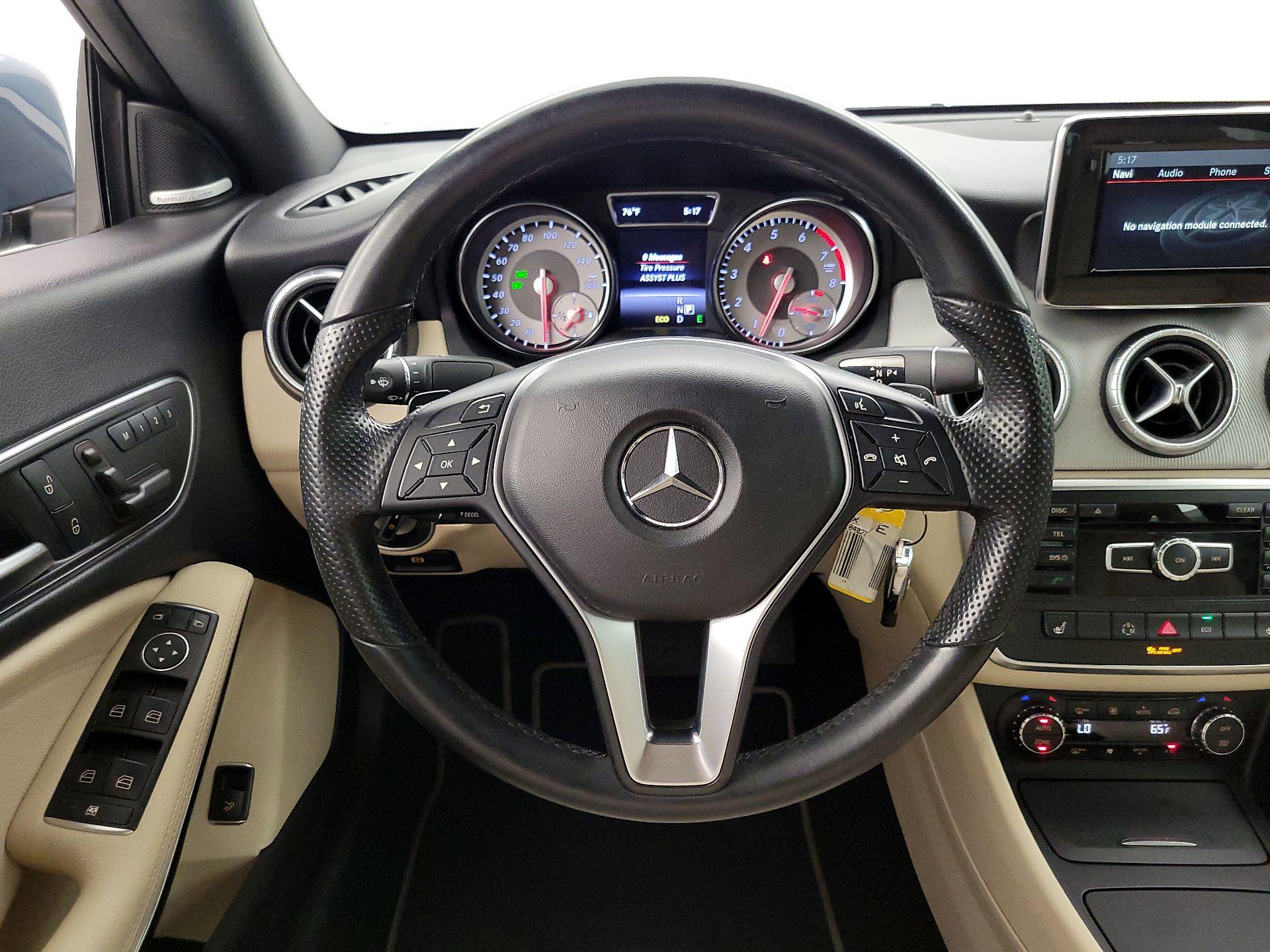 Thumbnail: 2014 Mercedes-Benz CLA - 10