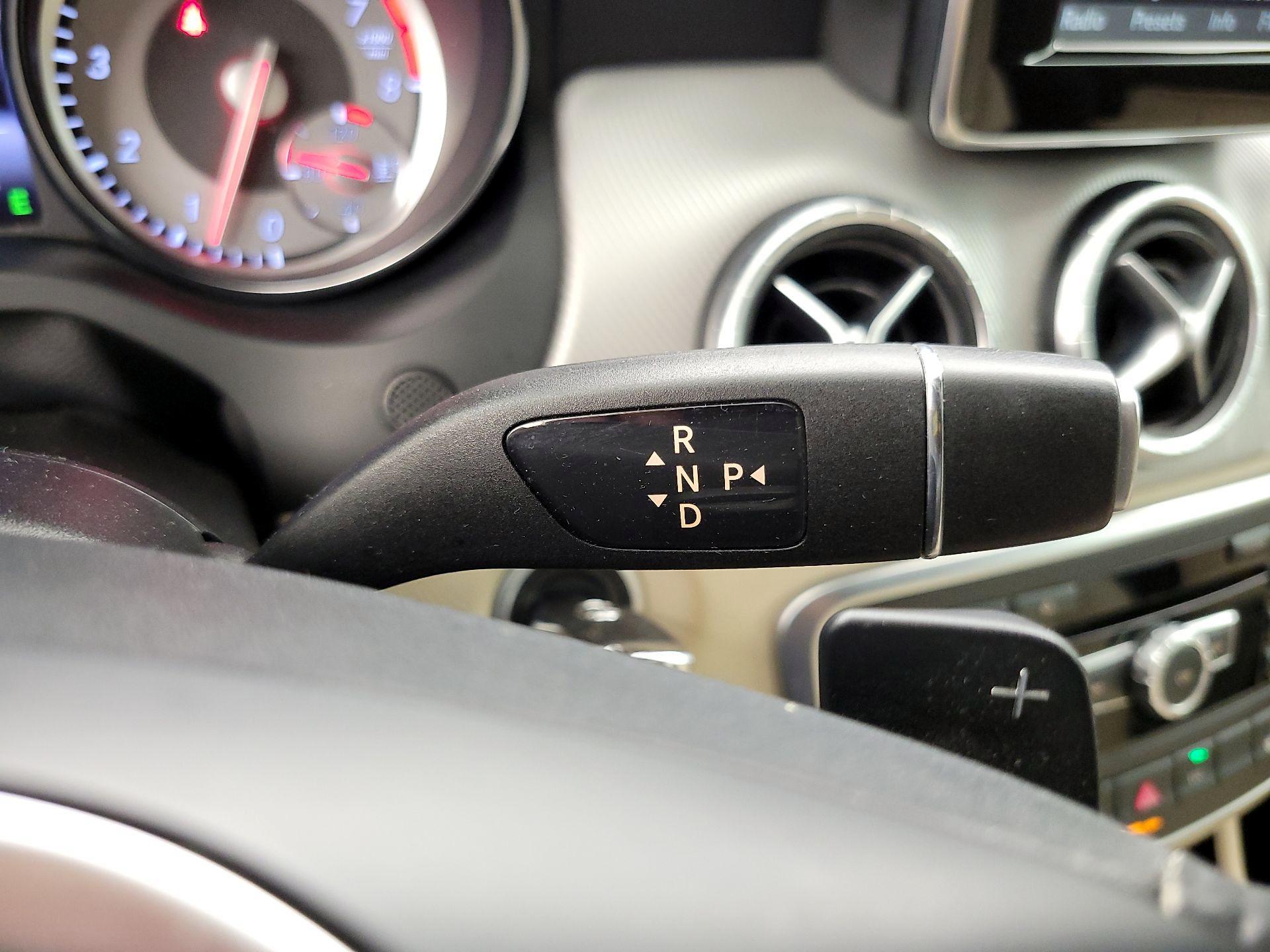 Thumbnail: 2014 Mercedes-Benz CLA - 16