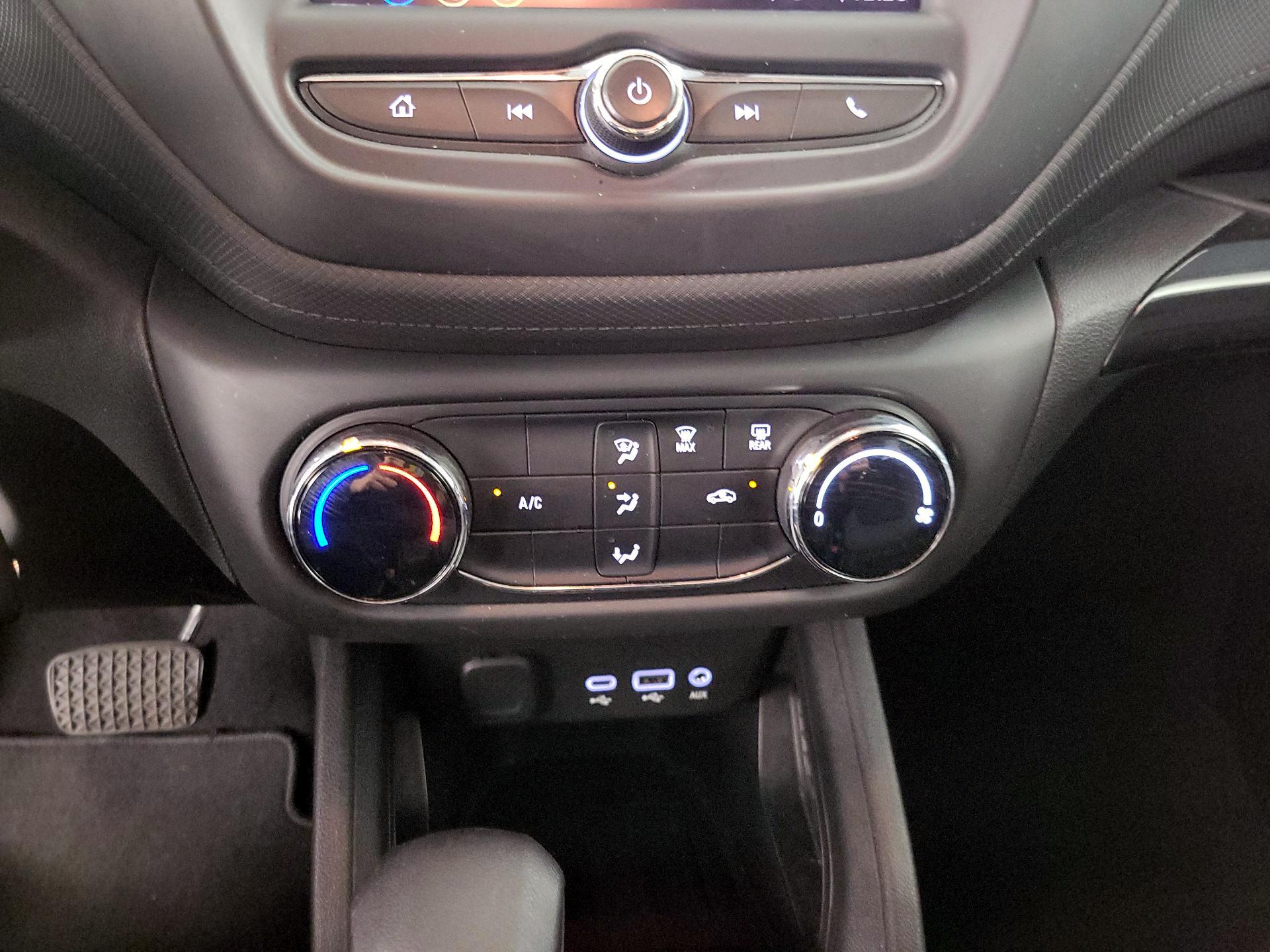 Thumbnail: 2021 Chevrolet TrailBlazer - 17