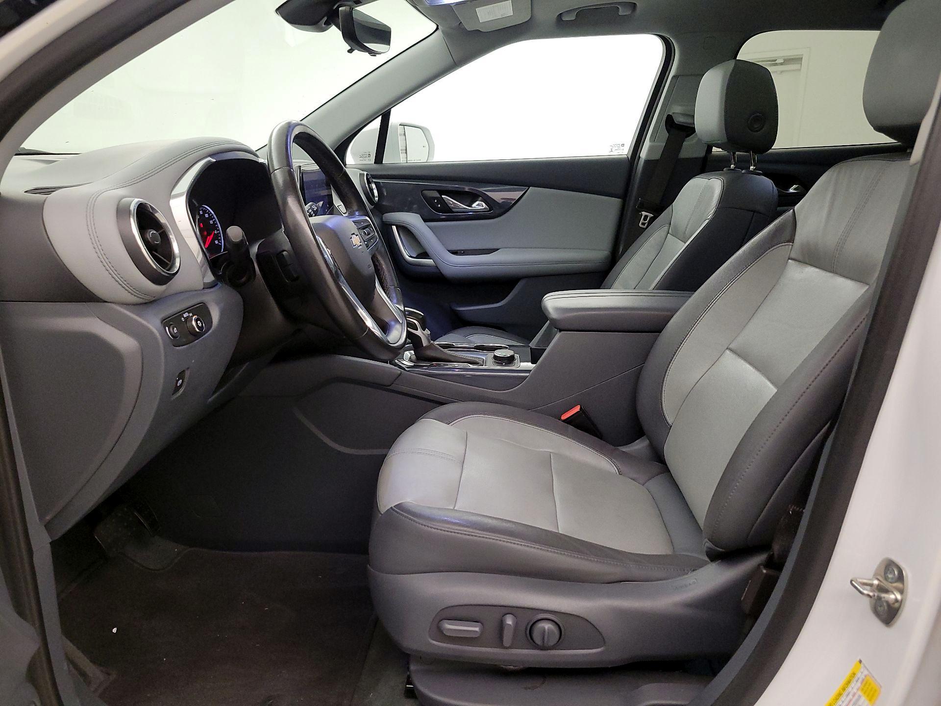 Thumbnail: 2019 Chevrolet Blazer - 11