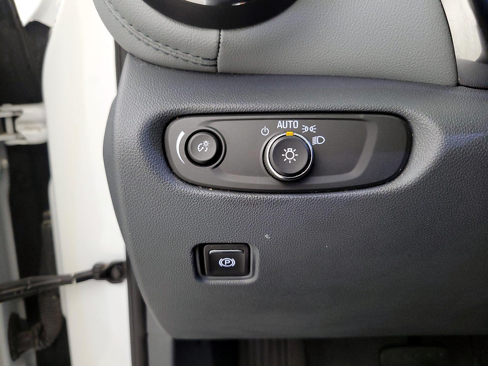 Thumbnail: 2019 Chevrolet Blazer - 13