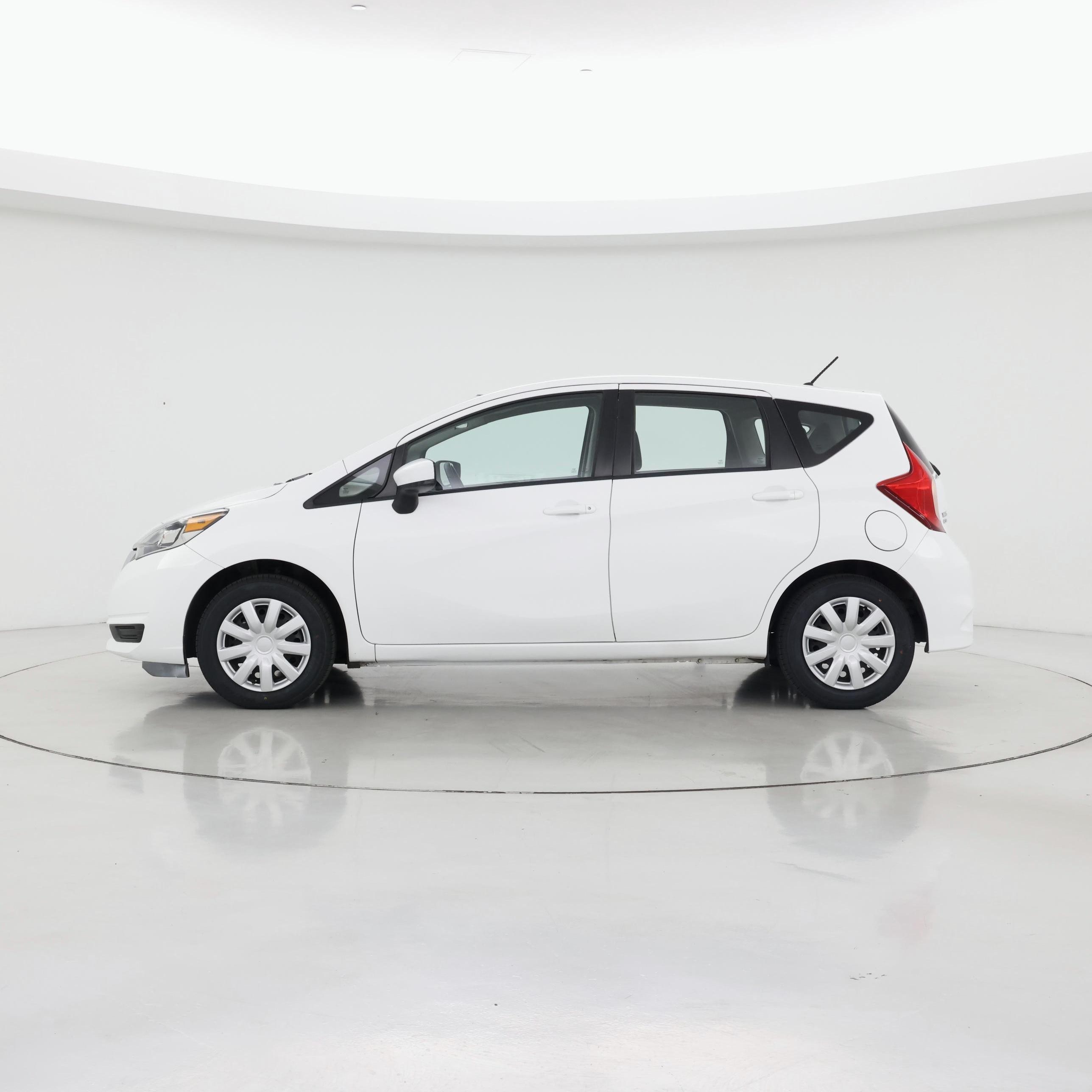 Thumbnail: 2019 Nissan Versa Note - 3