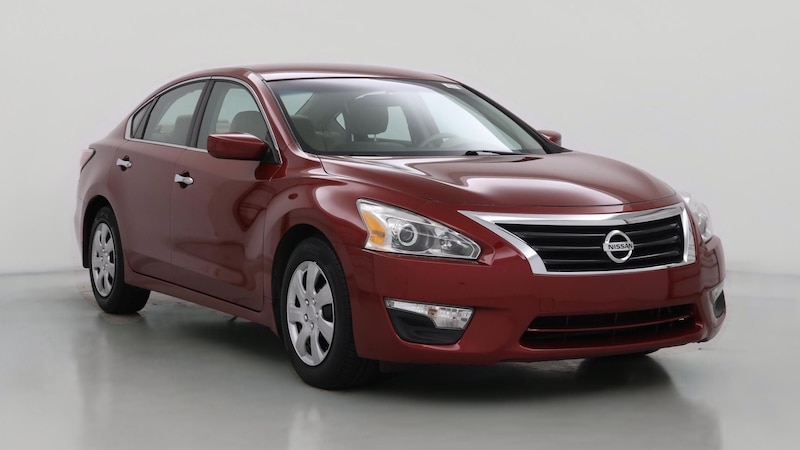 2014 Nissan Altima S Hero Image