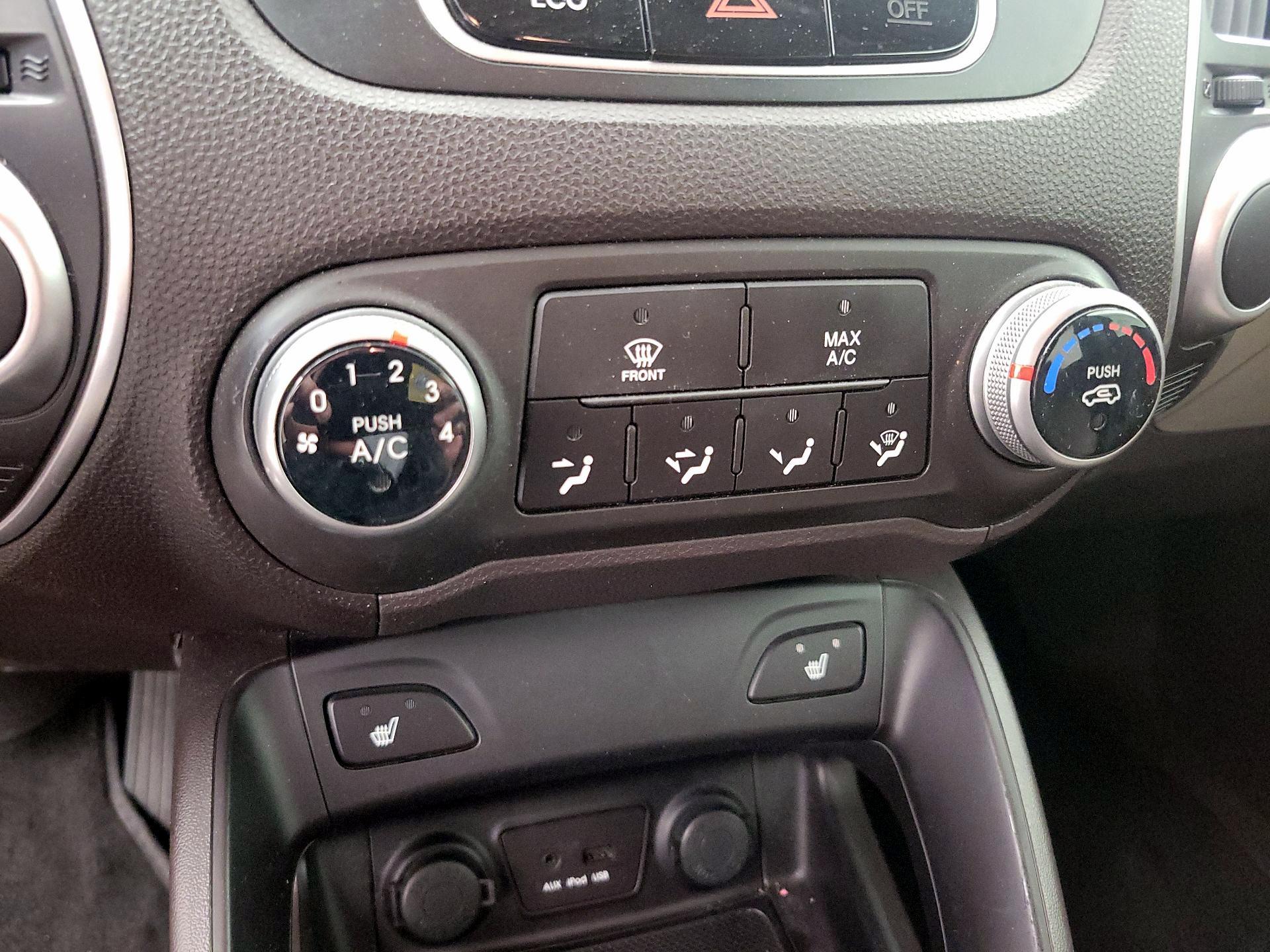 Thumbnail: 2013 Hyundai Tucson - 15