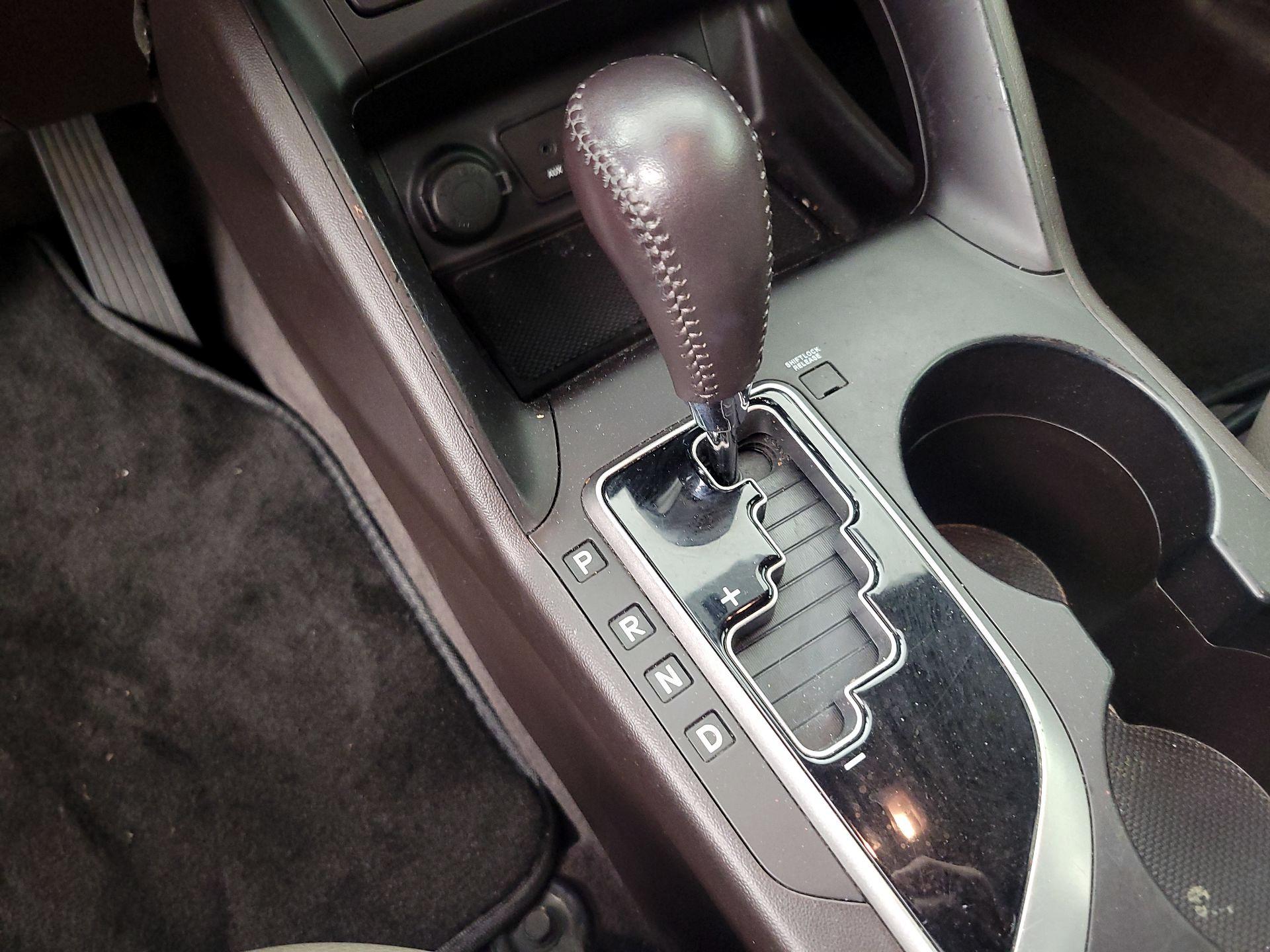 Thumbnail: 2013 Hyundai Tucson - 16