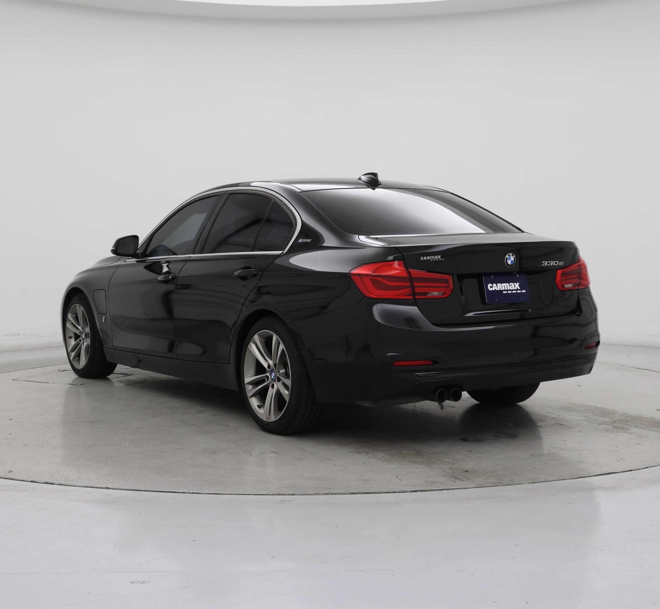 Thumbnail: 2018 BMW 3 Series - 2