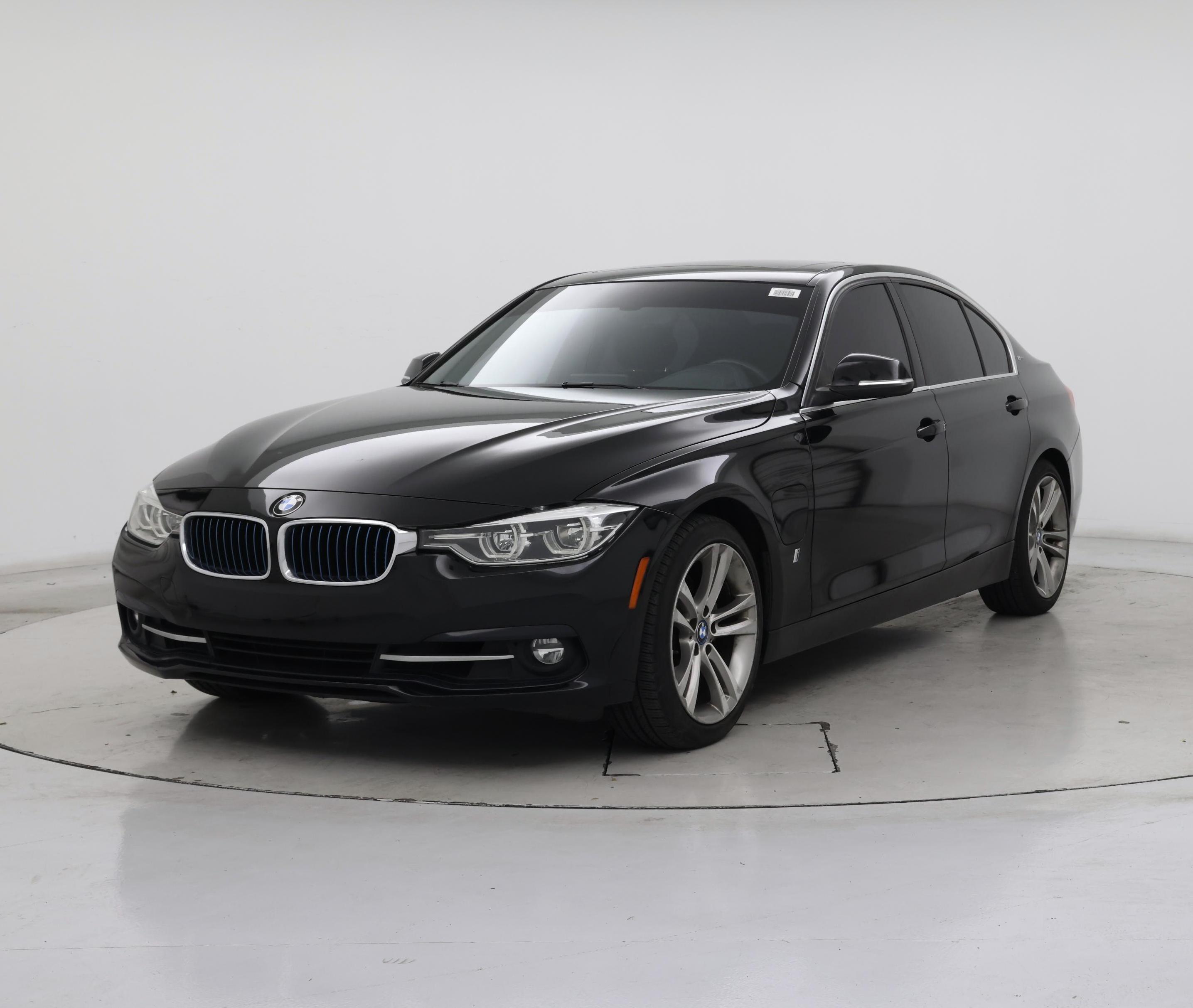 Thumbnail: 2018 BMW 3 Series - 4