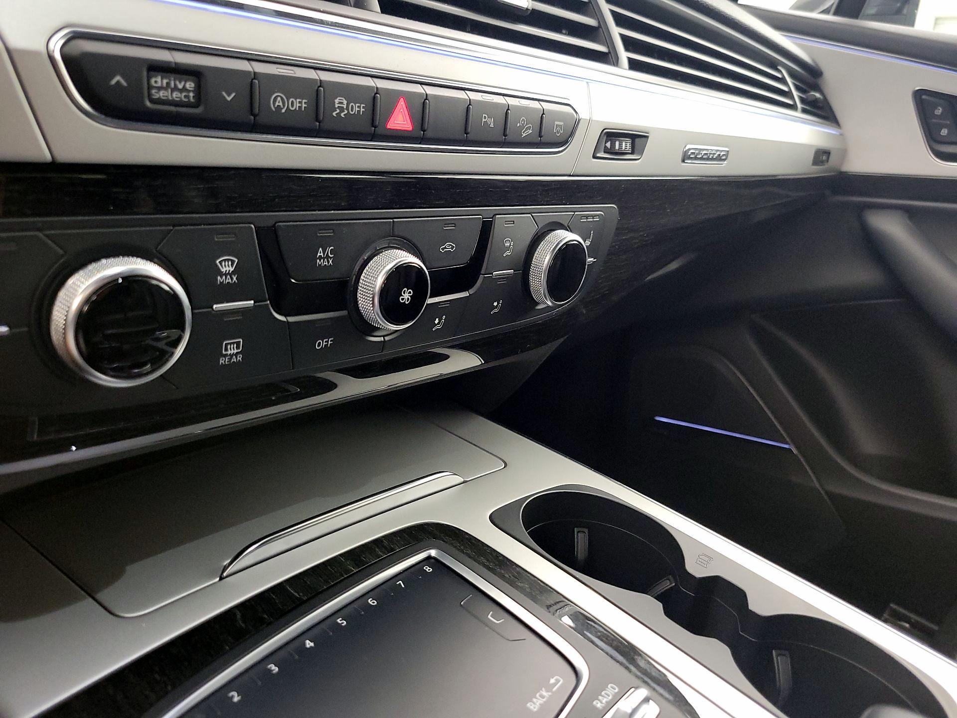 Thumbnail: 2019 Audi Q7 - 17