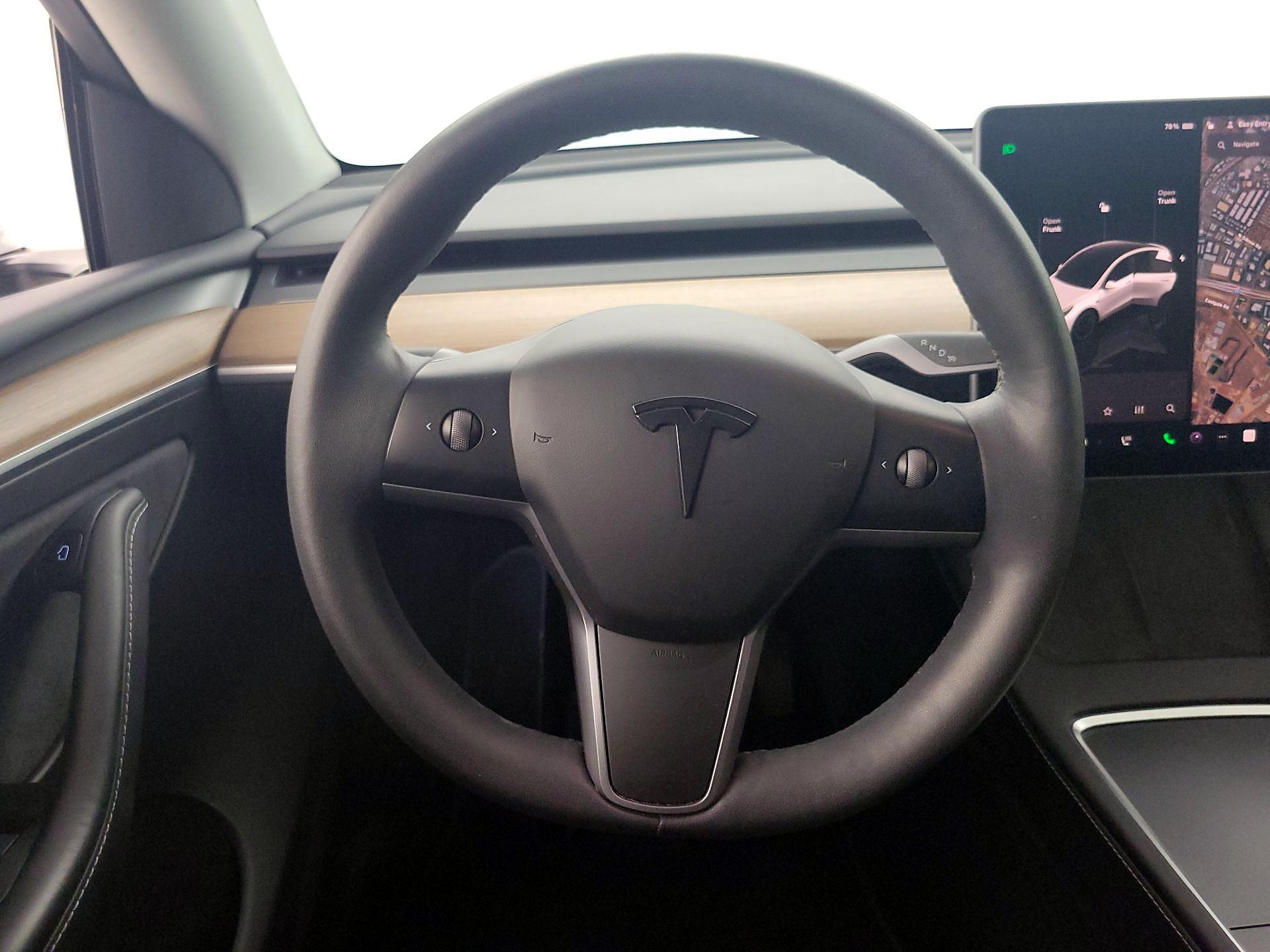 Thumbnail: 2023 Tesla Model Y - 10