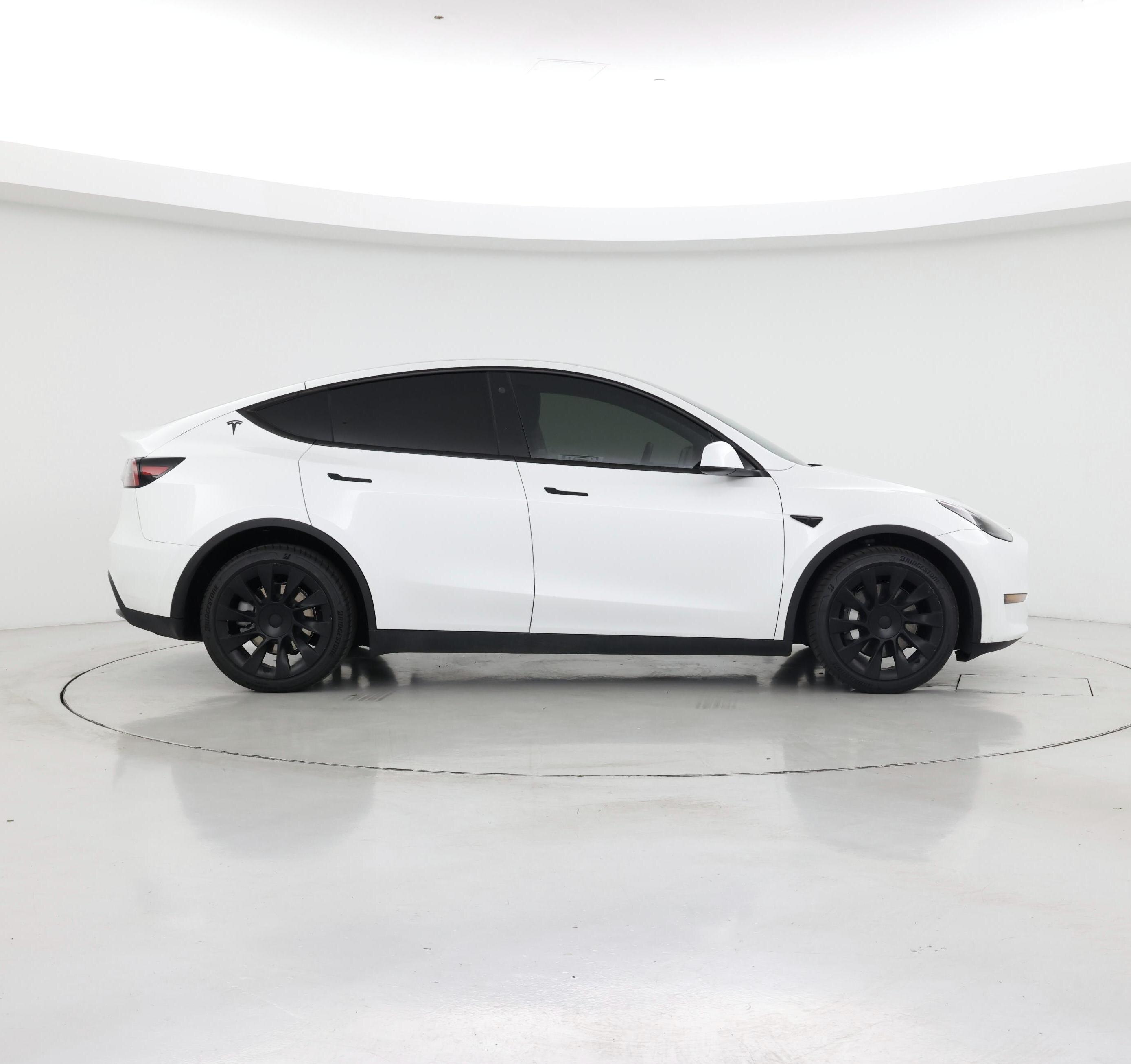 Thumbnail: 2023 Tesla Model Y - 7