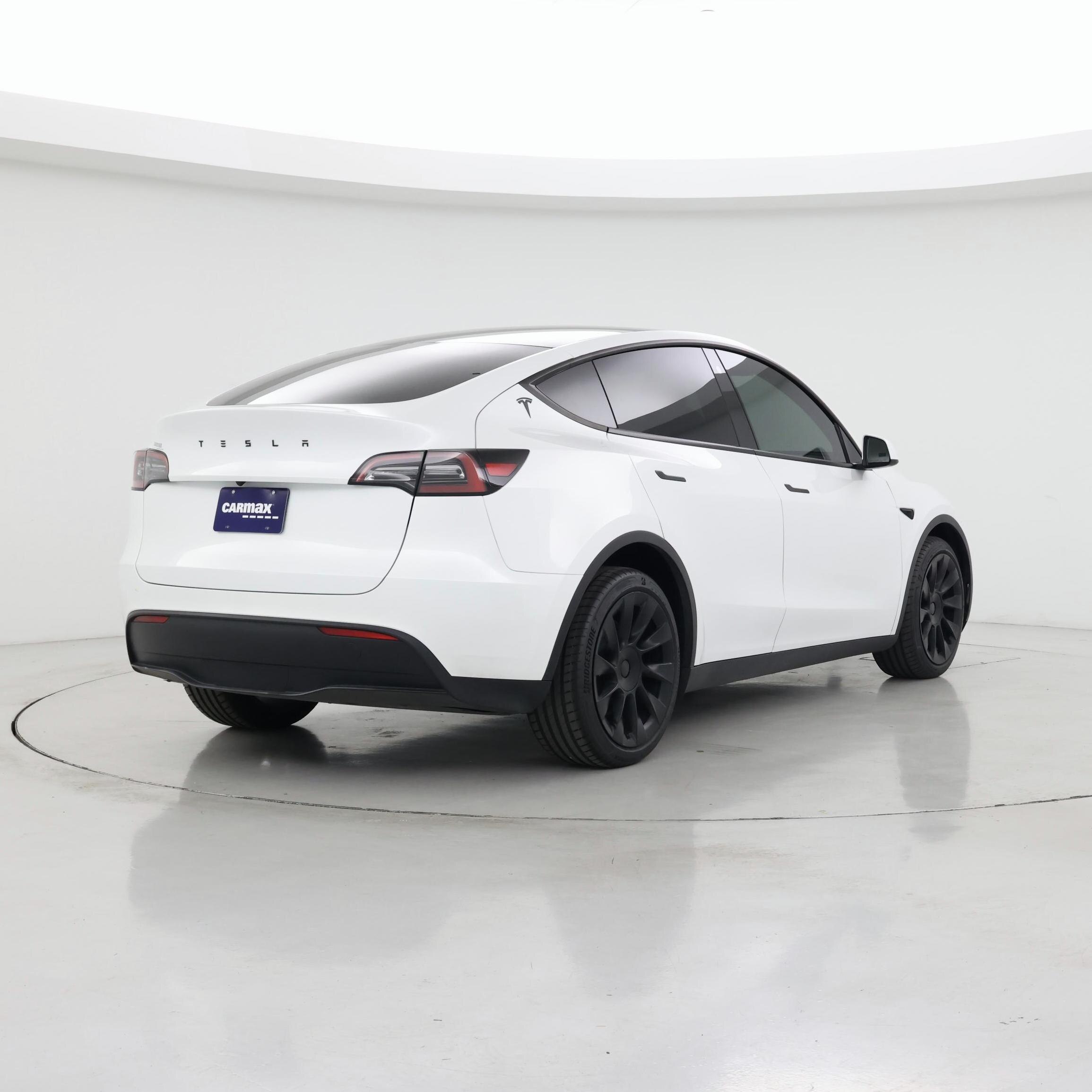 Thumbnail: 2023 Tesla Model Y - 8