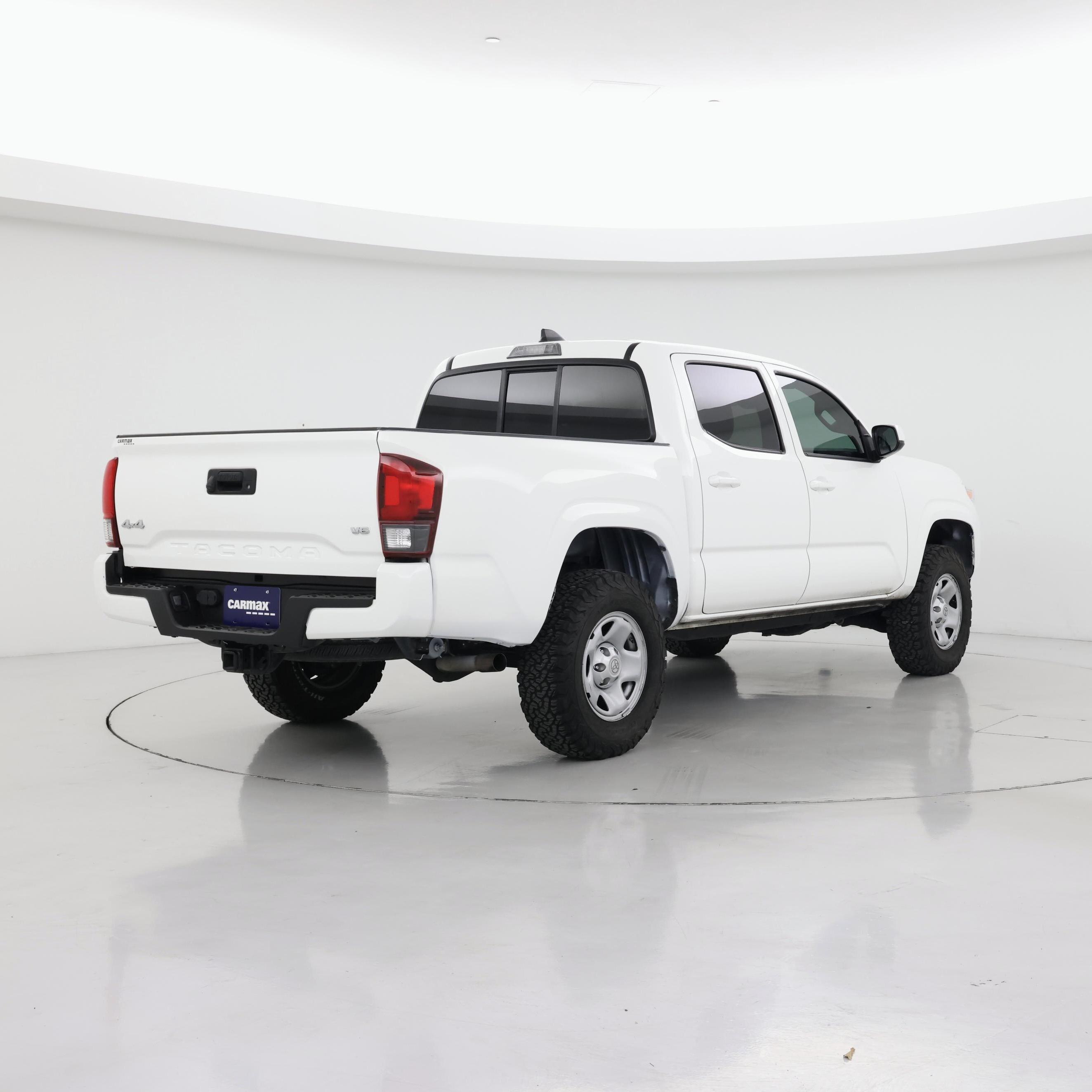 Thumbnail: 2021 Toyota Tacoma - 8