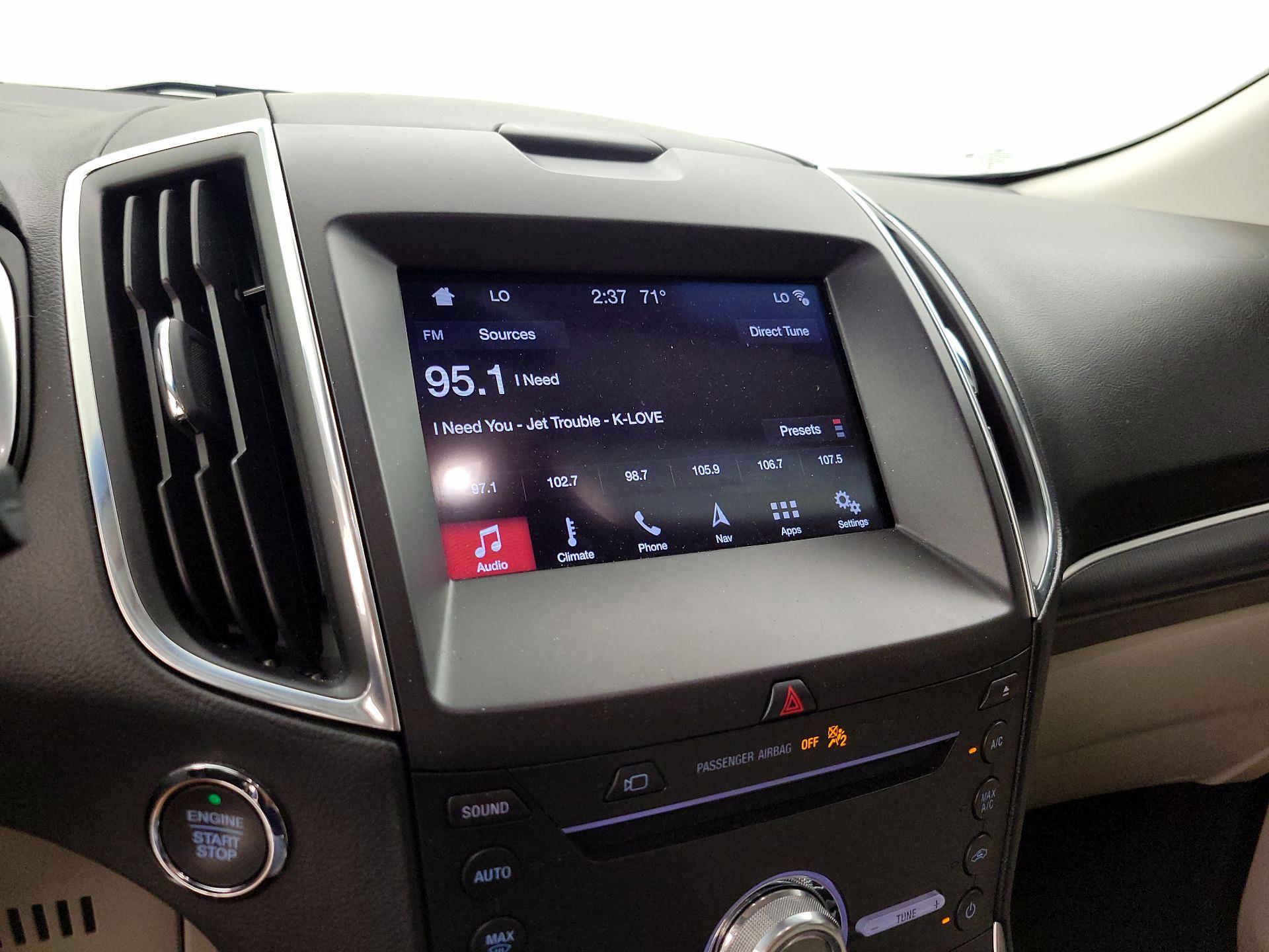 Thumbnail: 2019 Ford Edge - 16