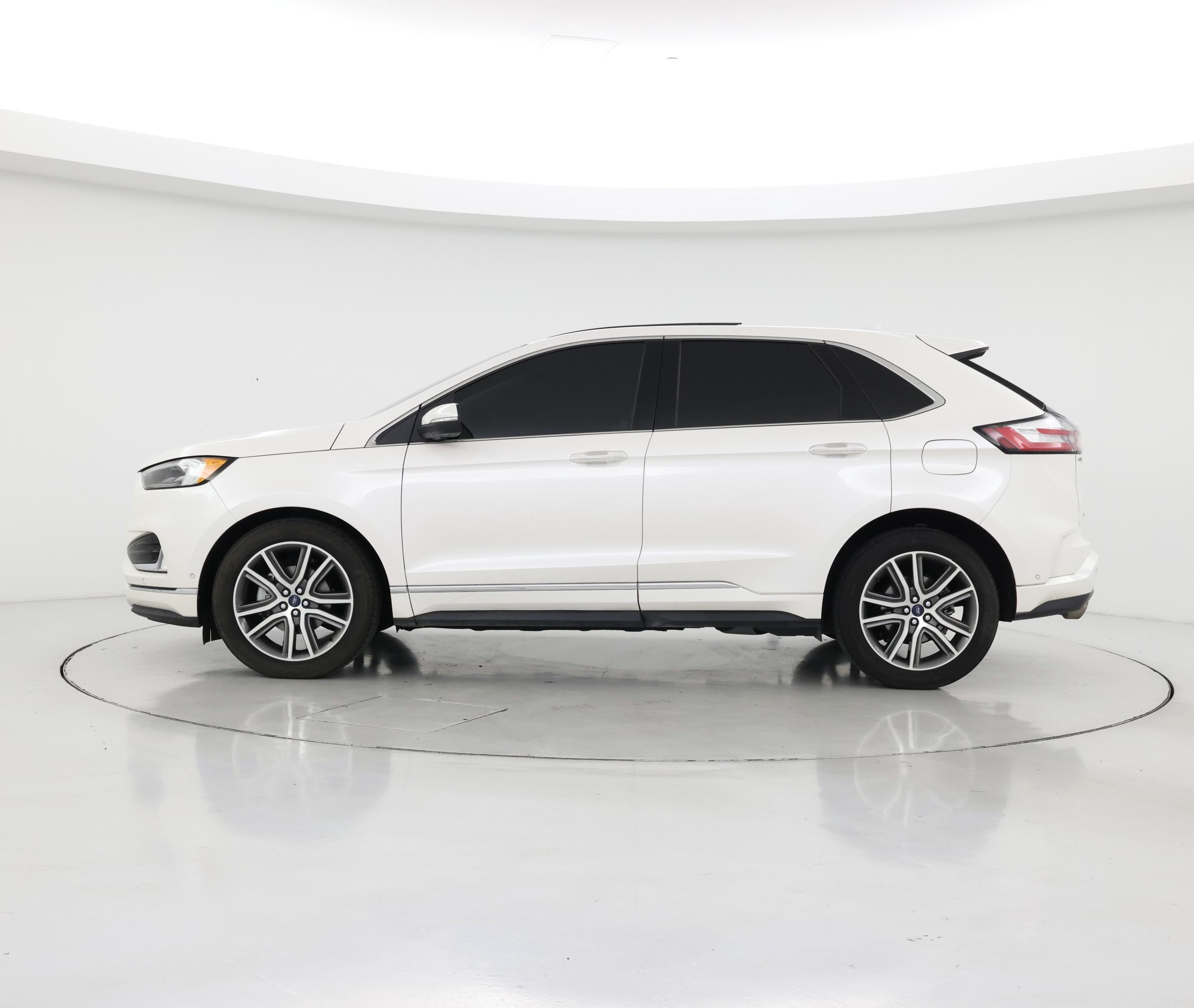 Thumbnail: 2019 Ford Edge - 3