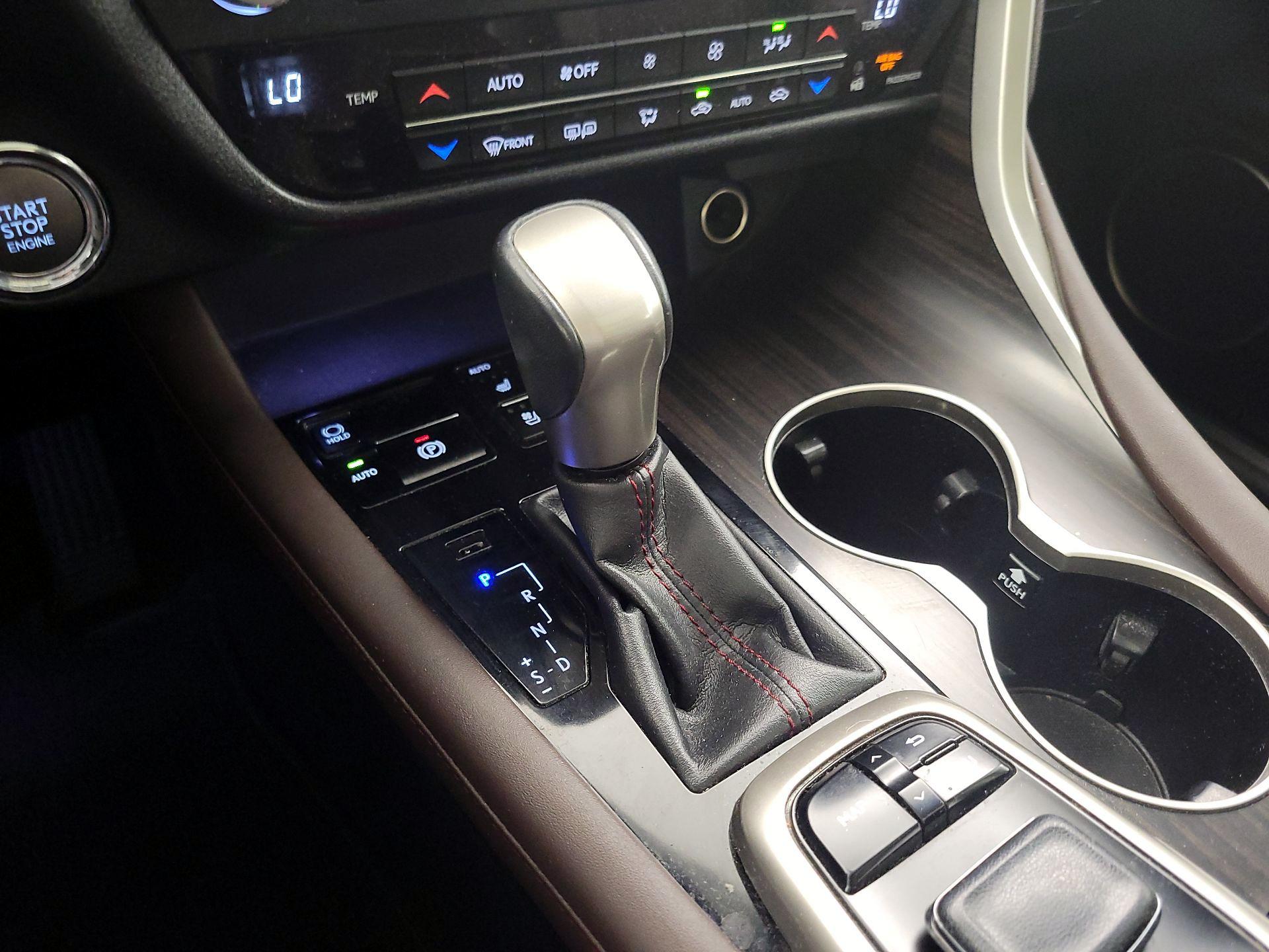 Thumbnail: 2016 Lexus RX - 18