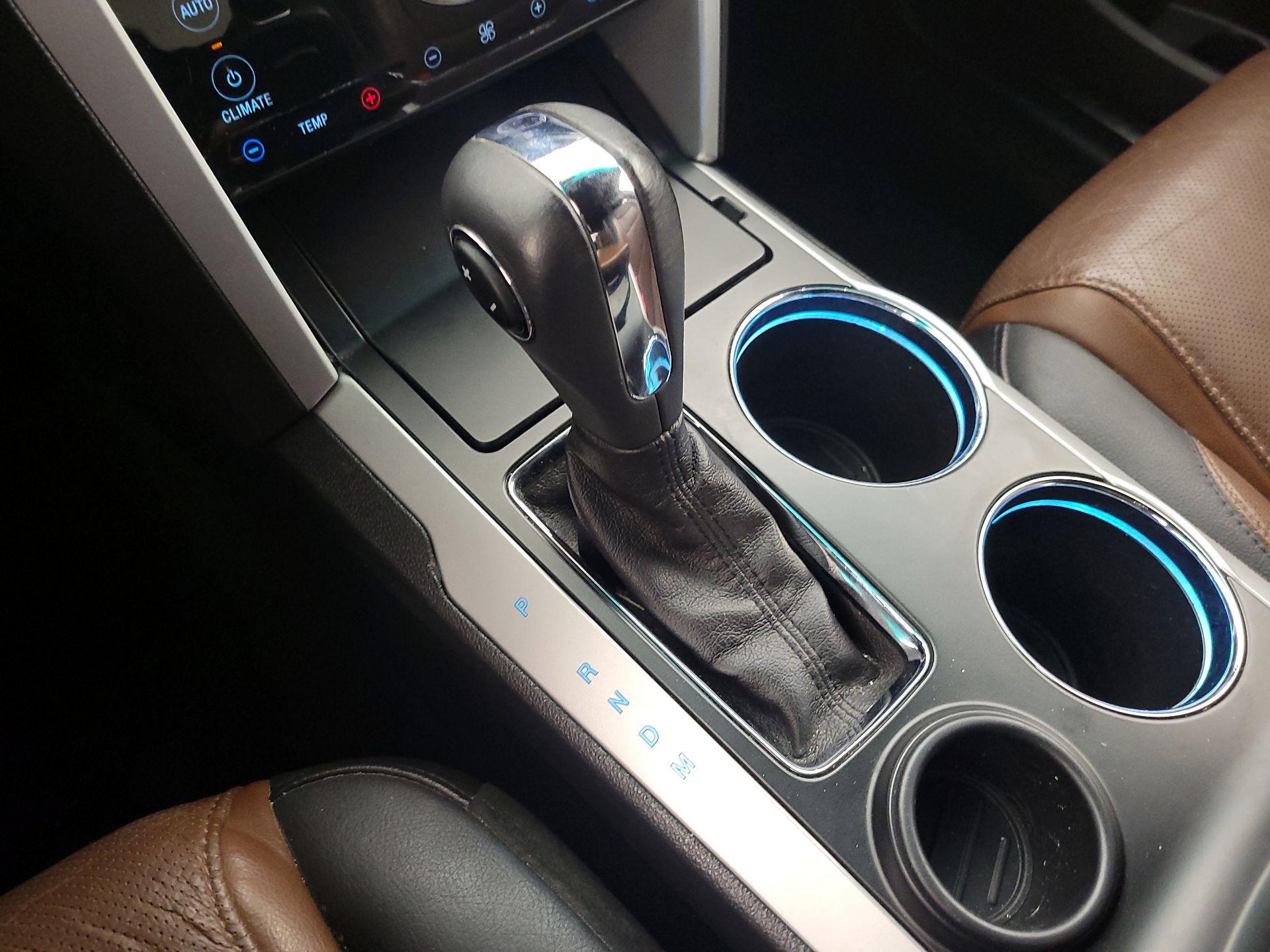 Thumbnail: 2014 Ford Explorer - 17