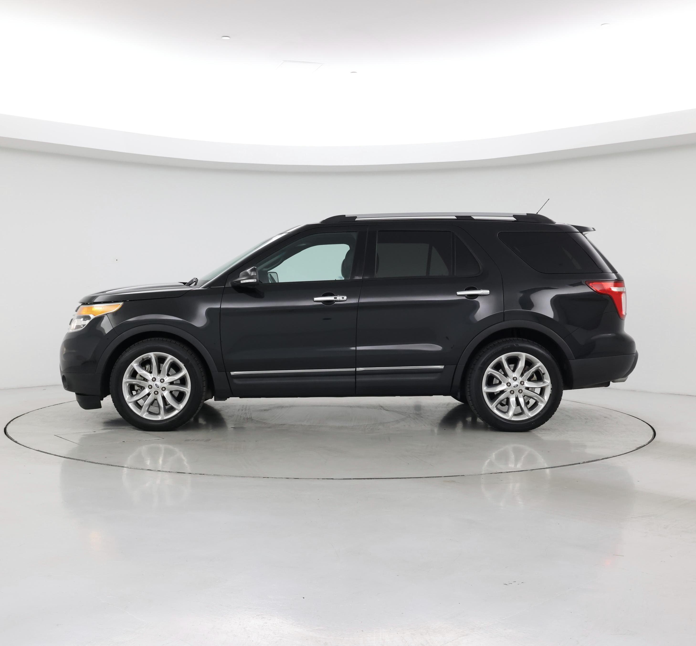 Thumbnail: 2014 Ford Explorer - 3
