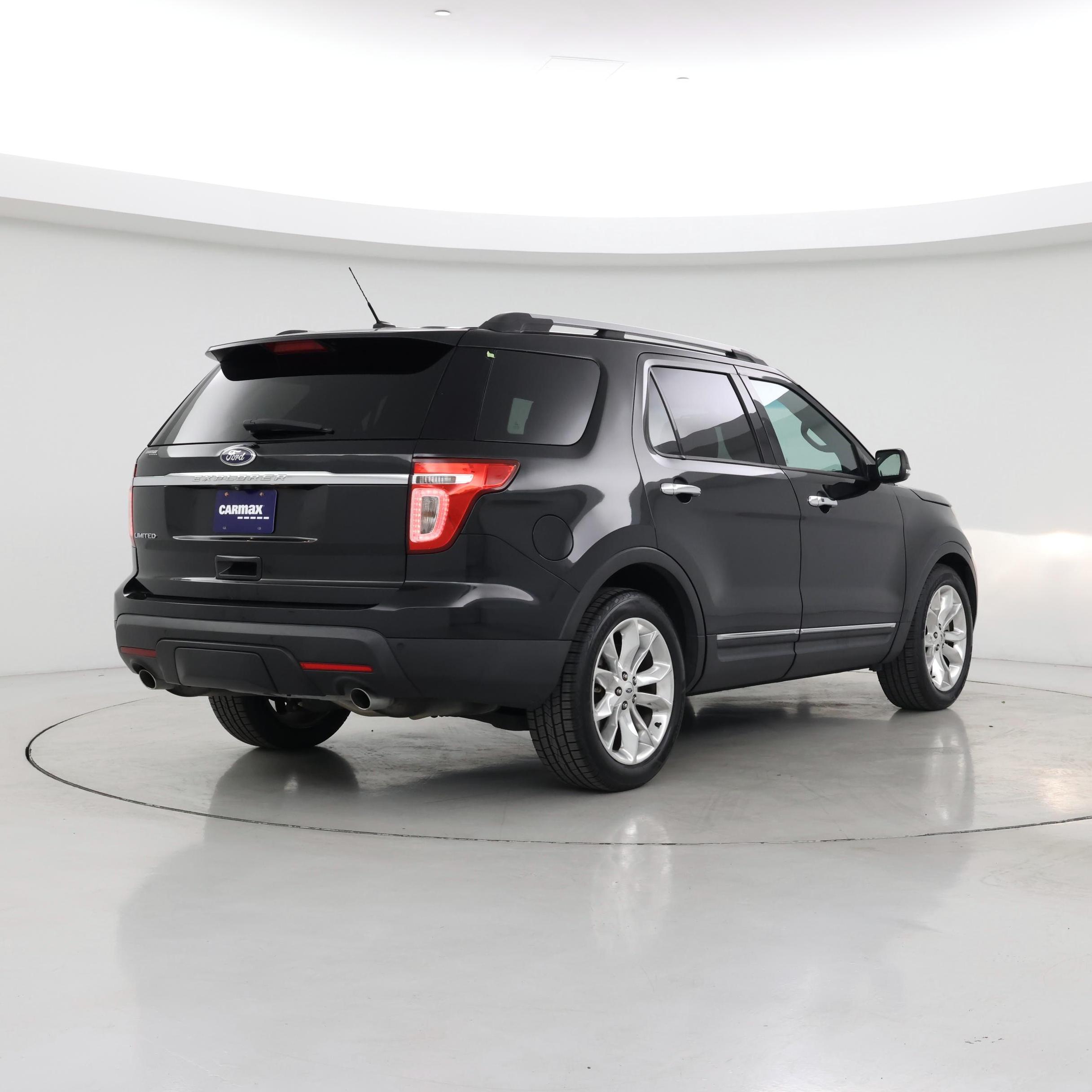 Thumbnail: 2014 Ford Explorer - 8