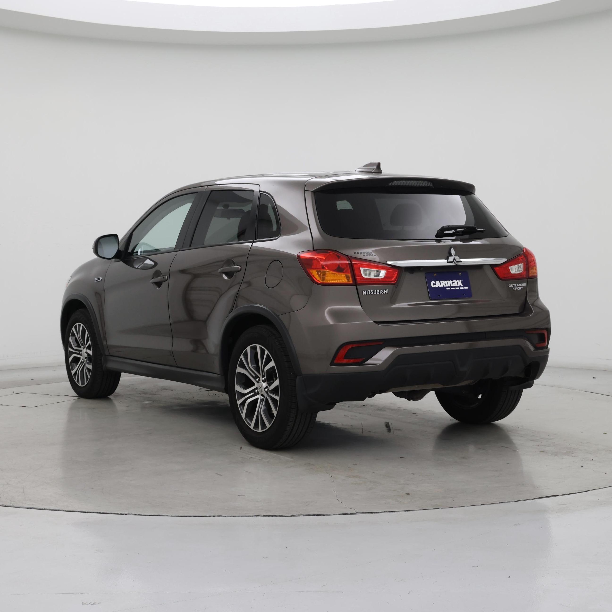 Thumbnail: 2018 Mitsubishi Outlander Sport - 2