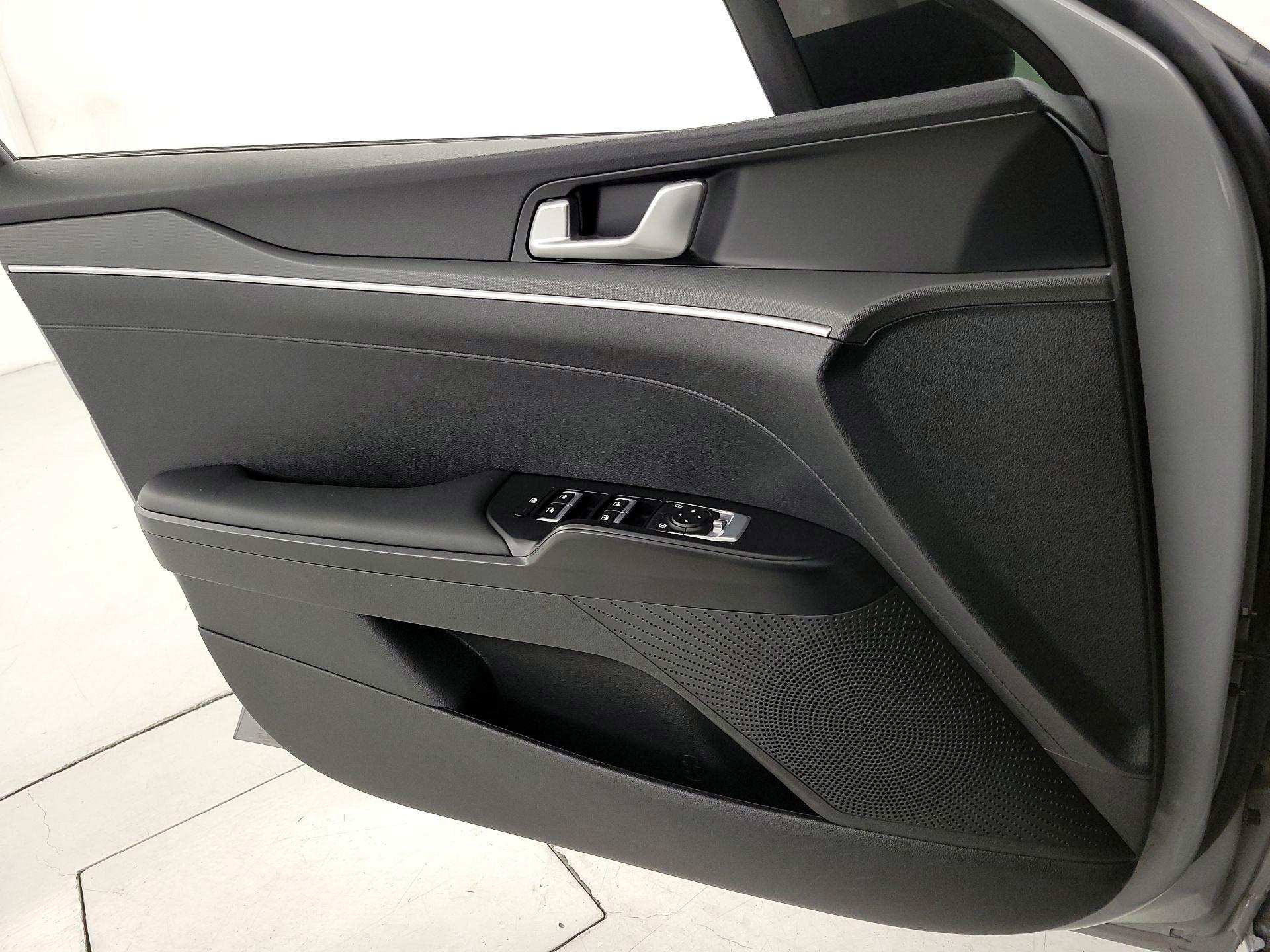 Thumbnail: 2023 Kia K5 - 12