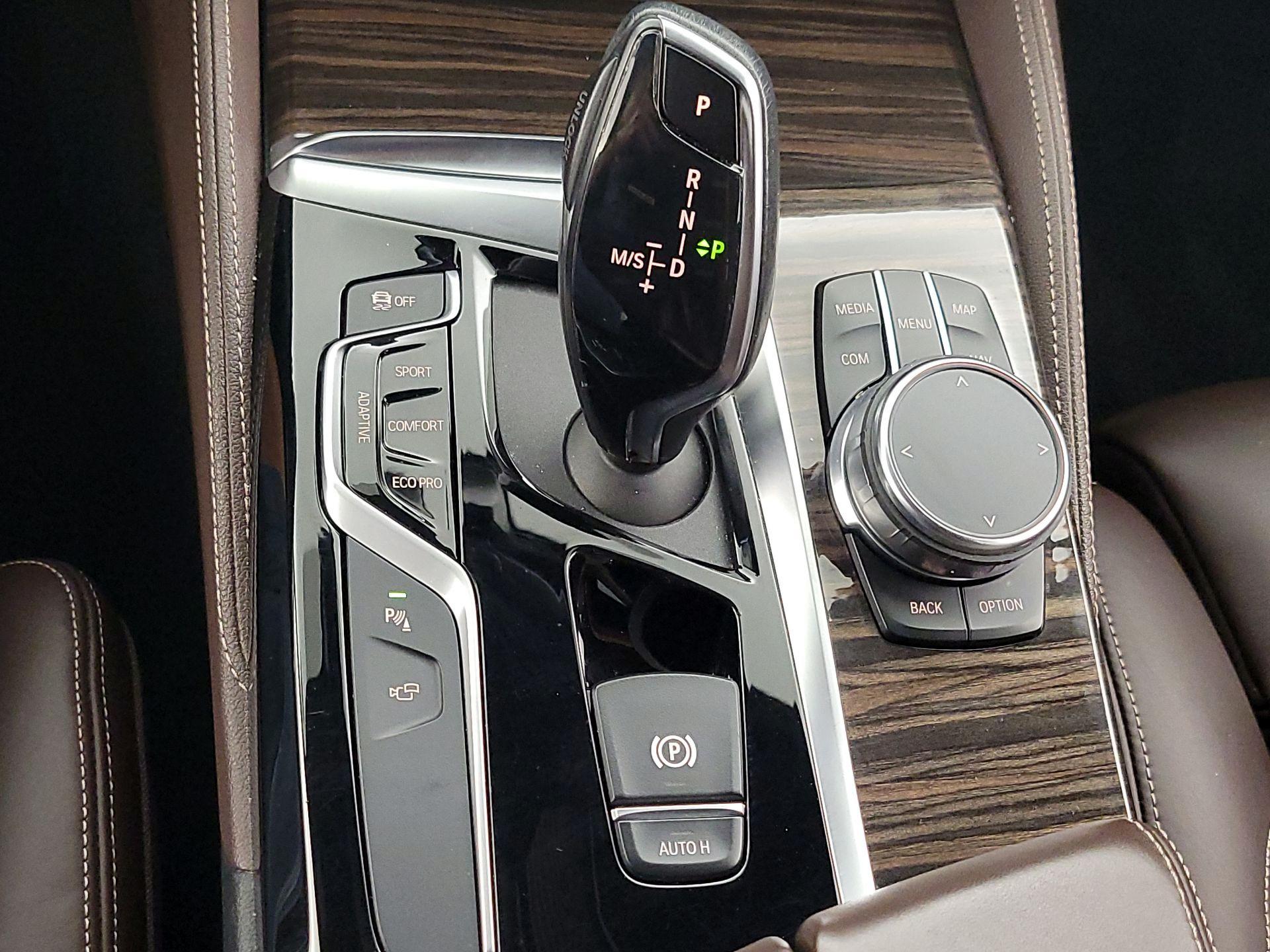 Thumbnail: 2019 BMW 5 Series - 18