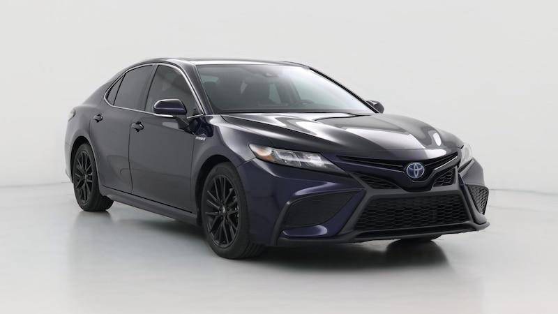 2021 Toyota Camry SE Hero Image