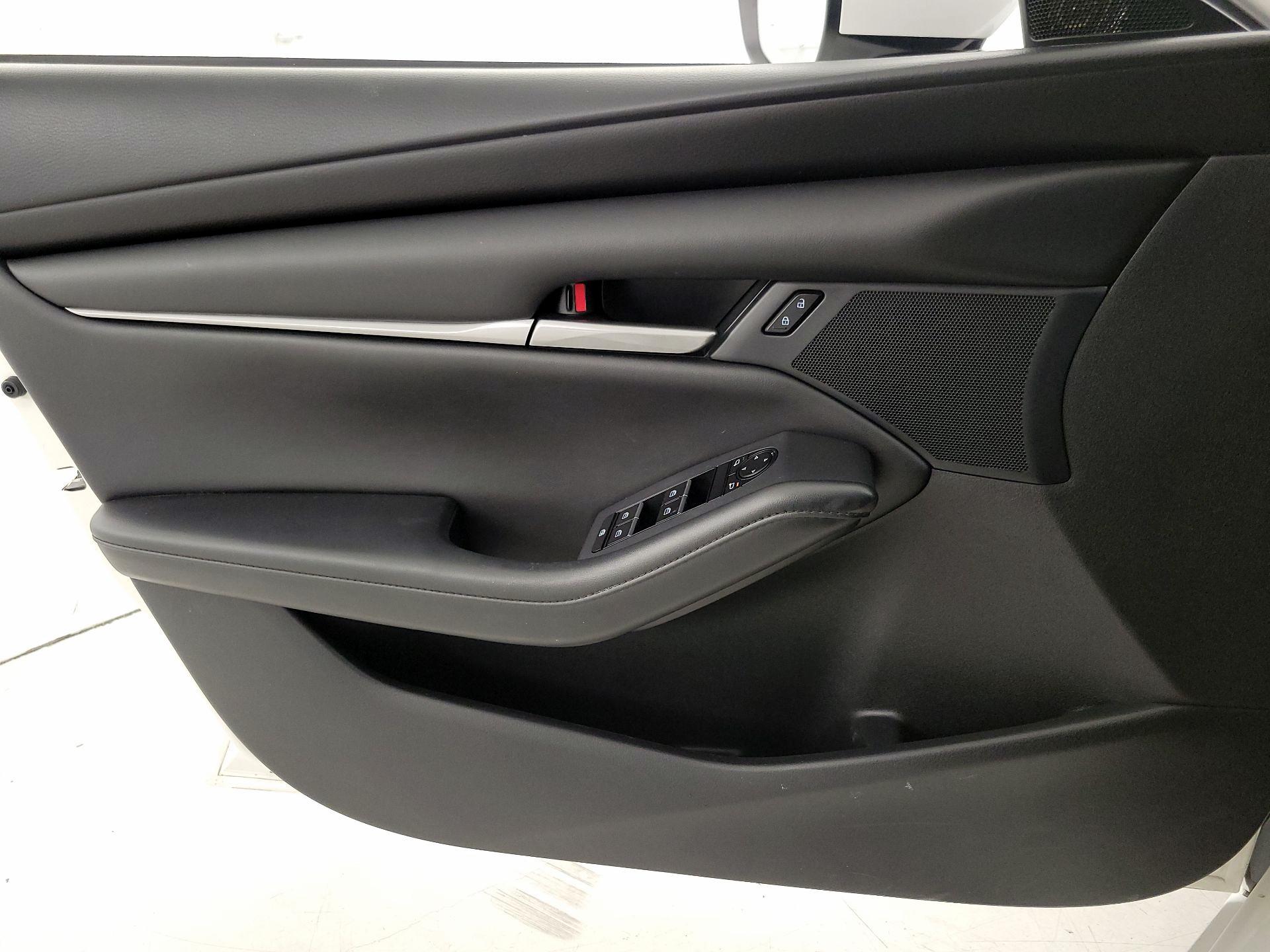 Thumbnail: 2021 Mazda Mazda3 - 12