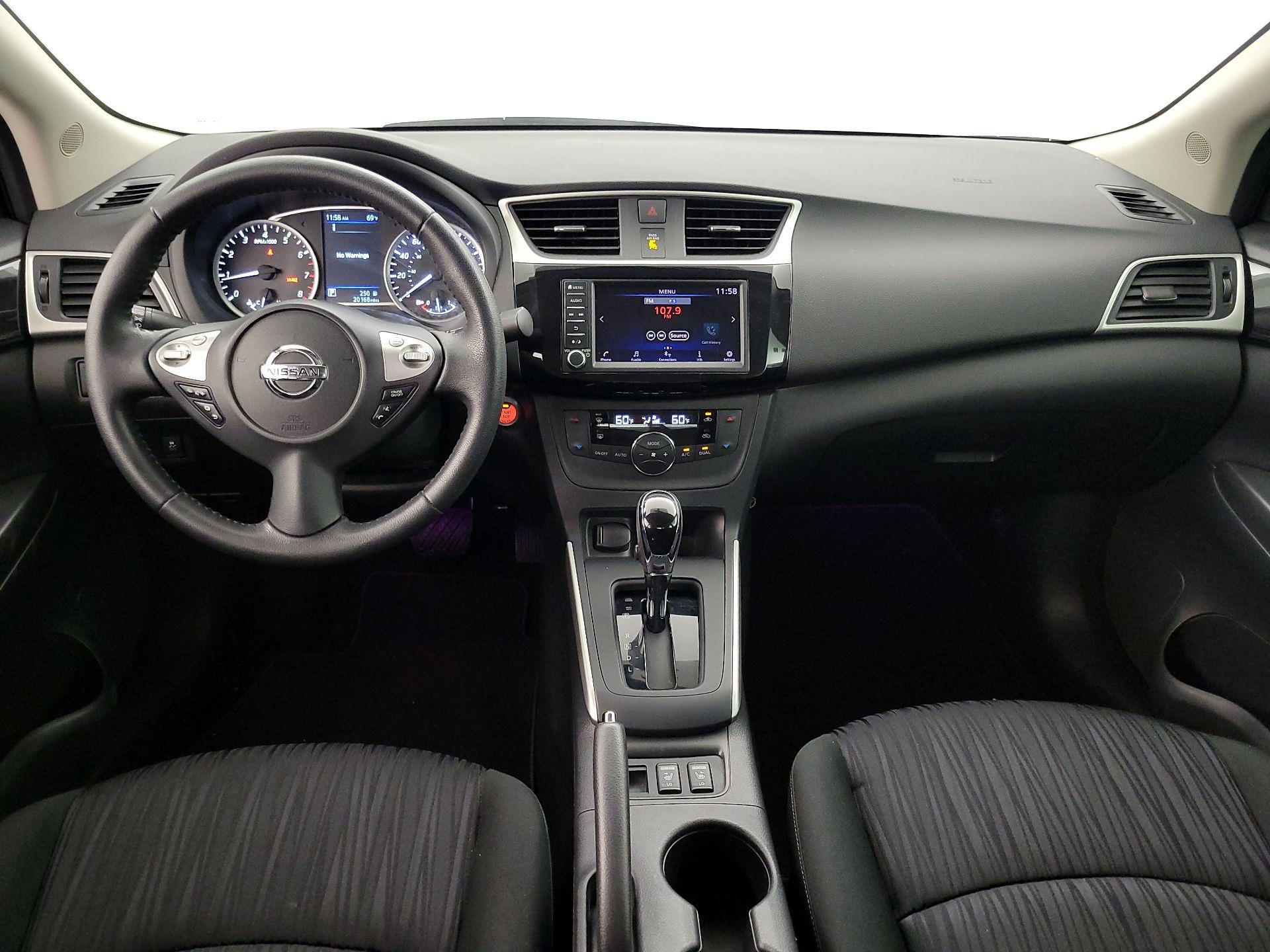 Thumbnail: 2019 Nissan Sentra - 9