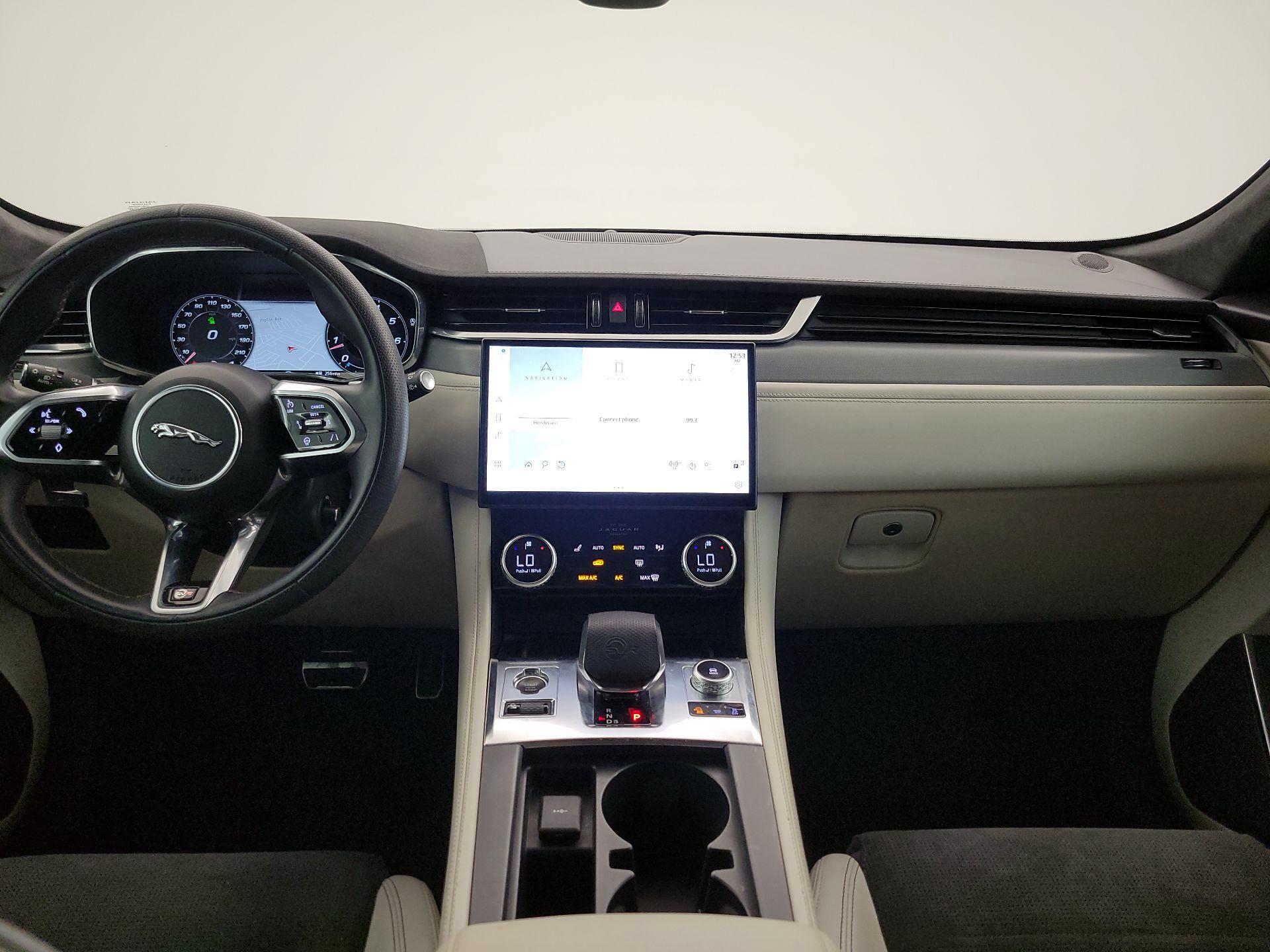 Thumbnail: 2023 Jaguar F-Pace - 9