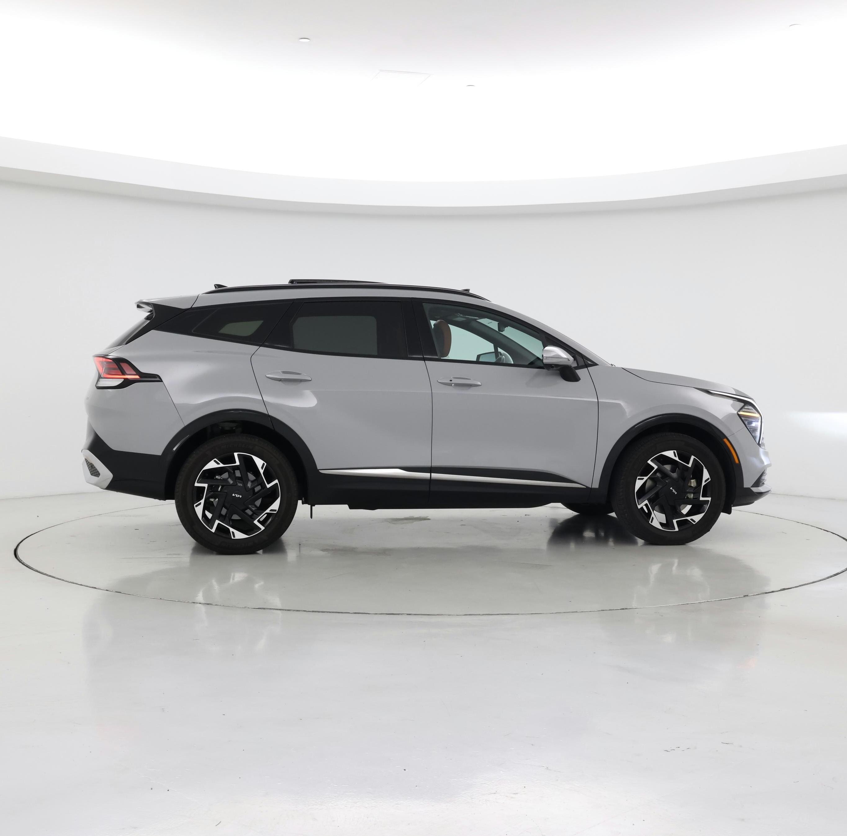 Thumbnail: 2023 Kia Sportage - 7
