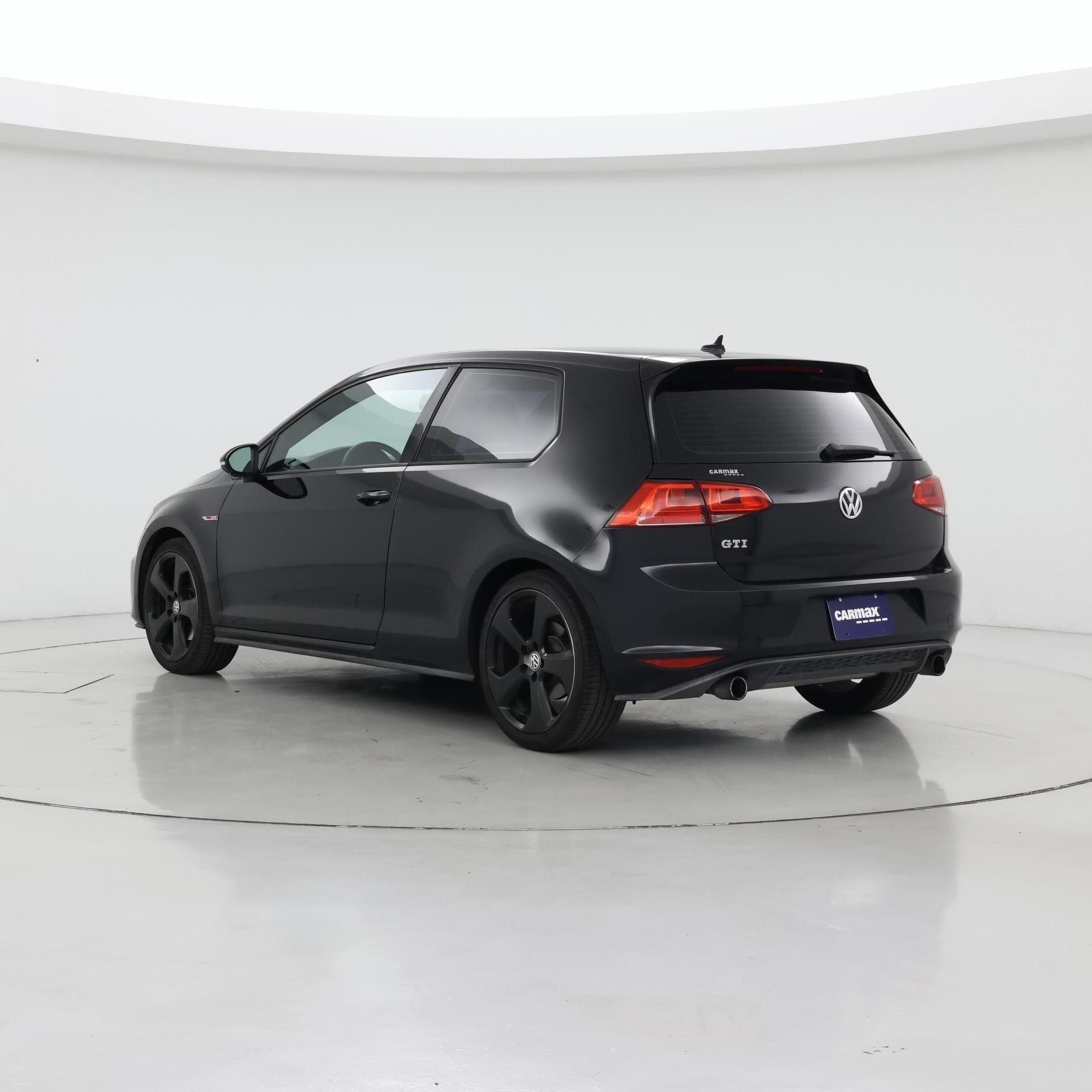 Thumbnail: 2016 Volkswagen Golf - 2