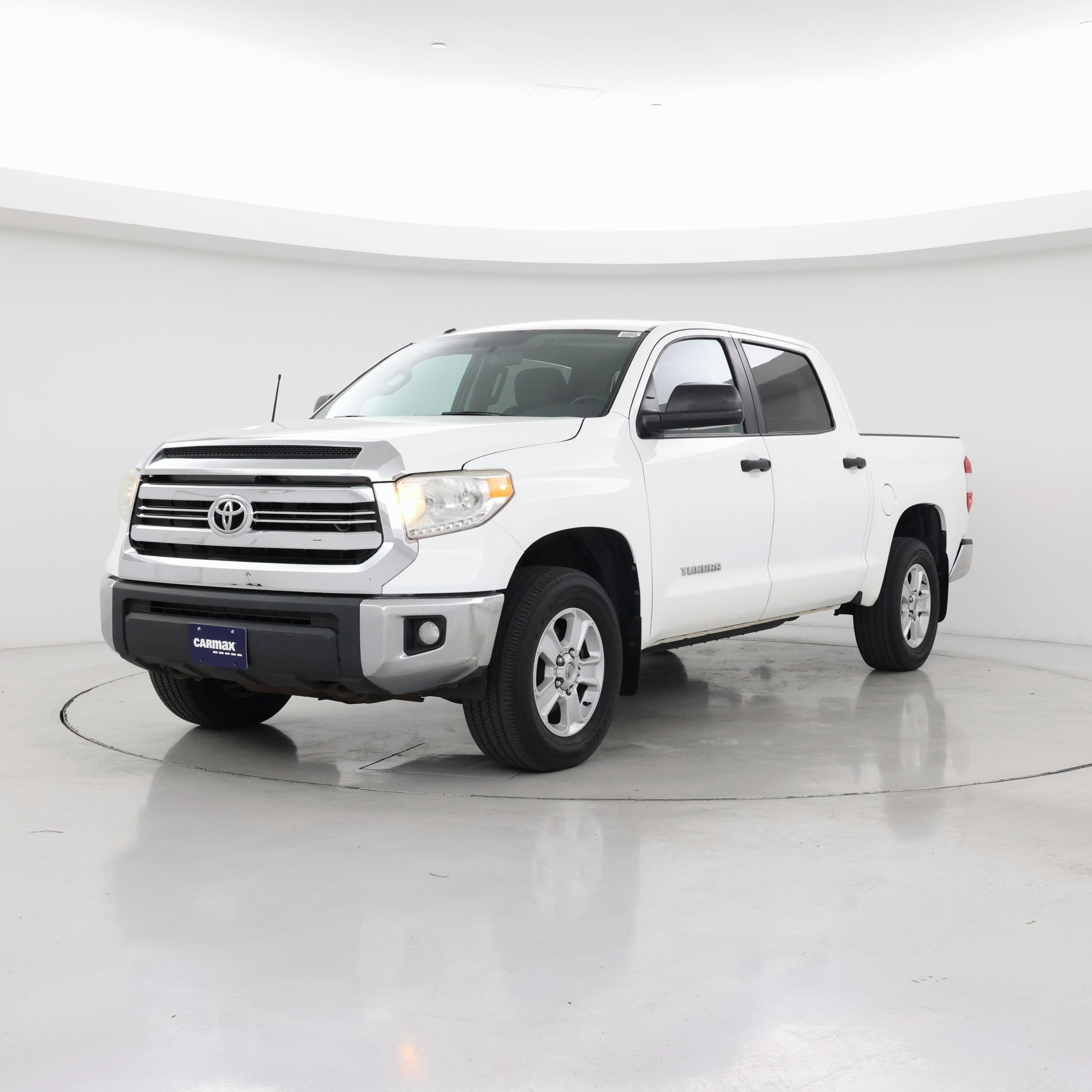 Thumbnail: 2017 Toyota Tundra - 4