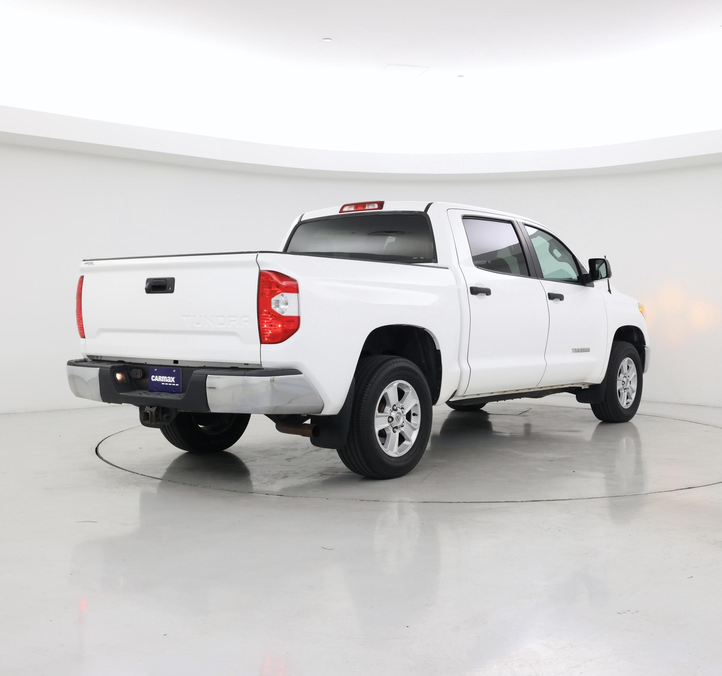 Thumbnail: 2017 Toyota Tundra - 8