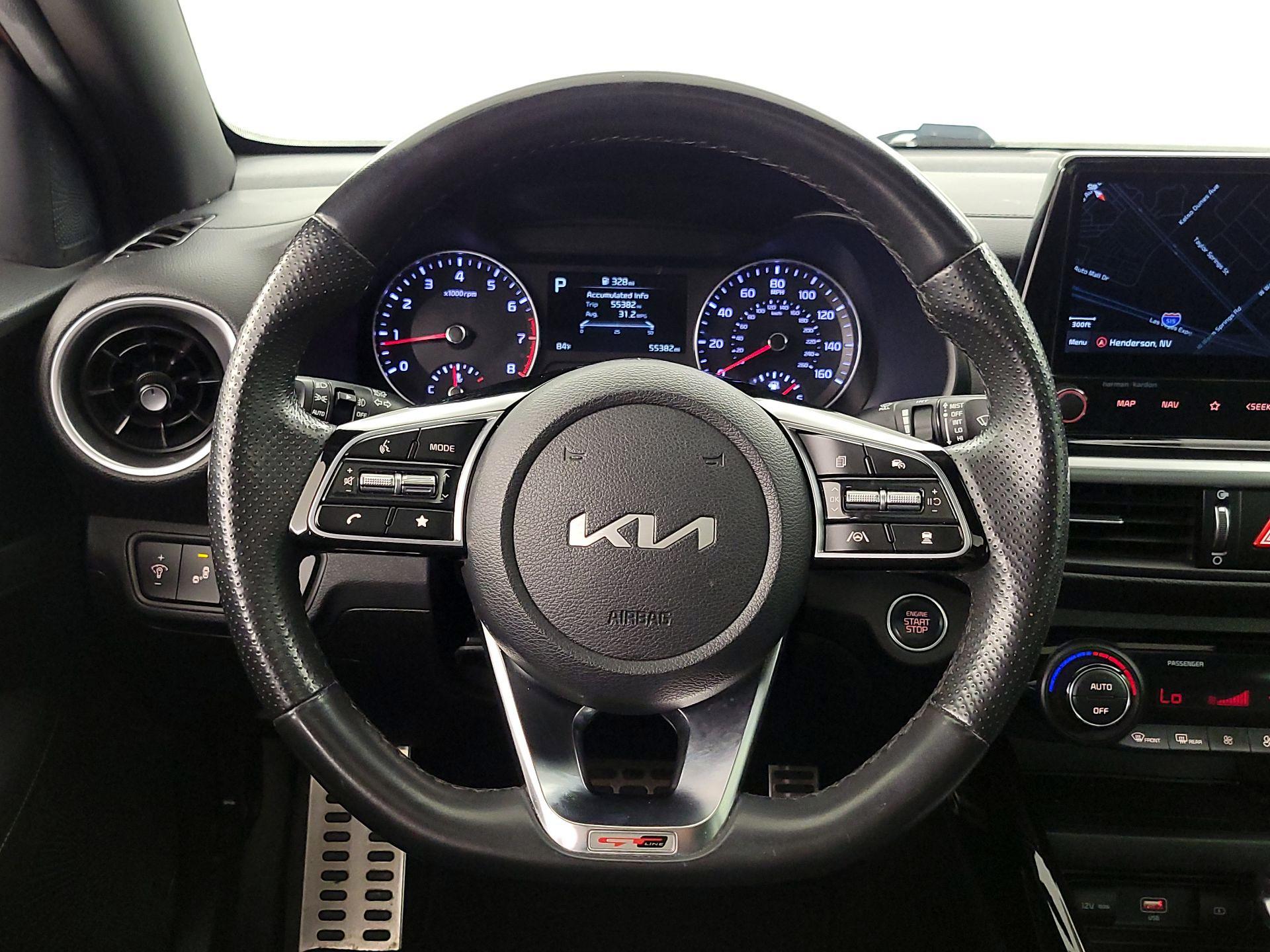 Thumbnail: 2022 Kia Forte - 10