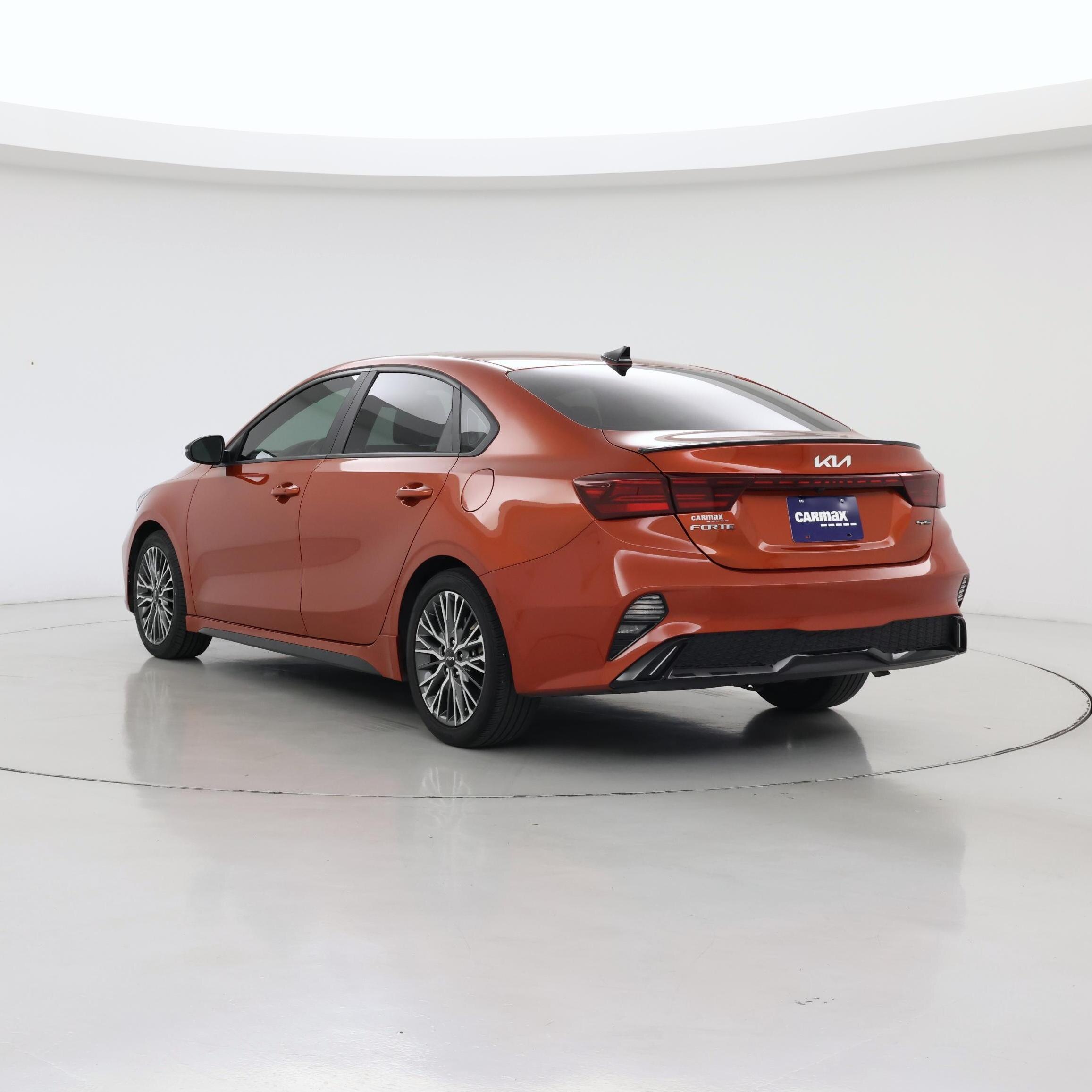 Thumbnail: 2022 Kia Forte - 2