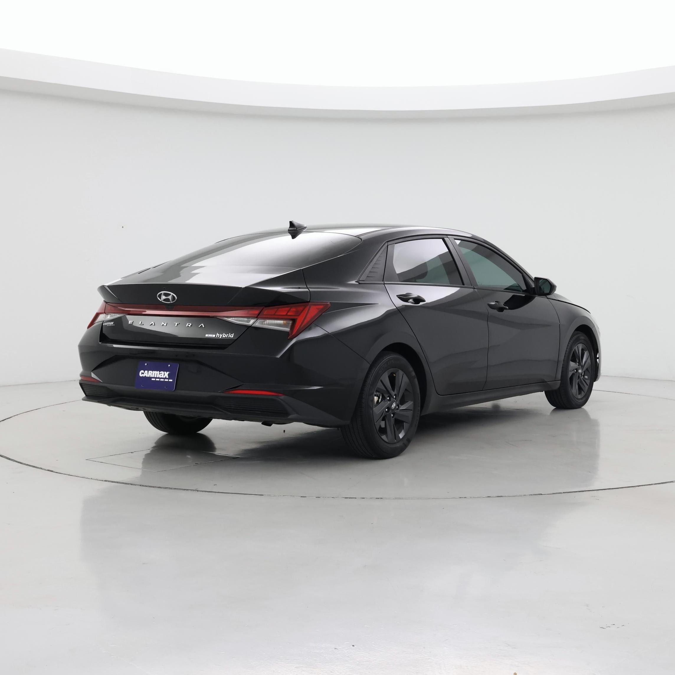 Thumbnail: 2022 Hyundai Elantra - 8