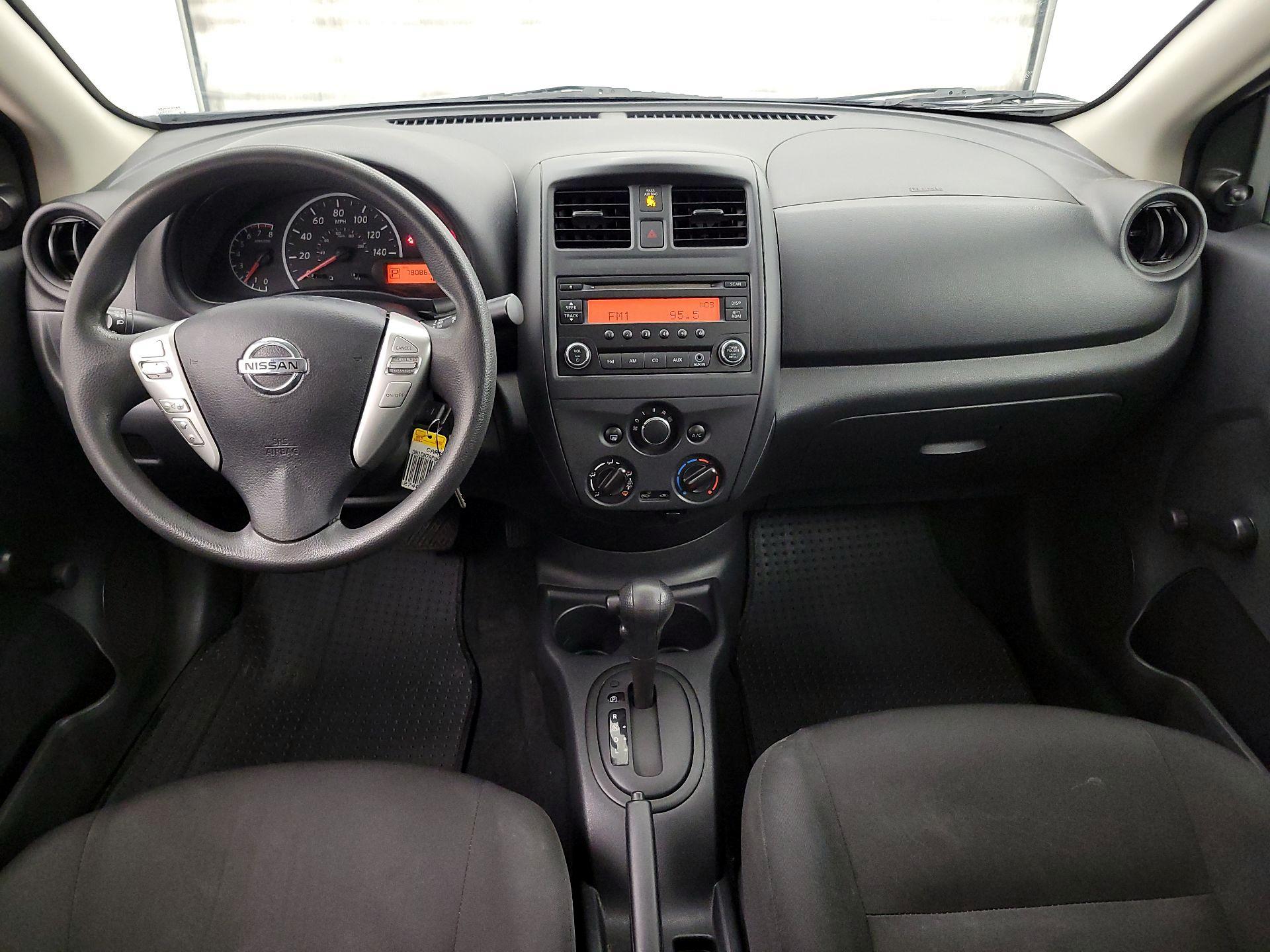 Thumbnail: 2015 Nissan Versa - 9