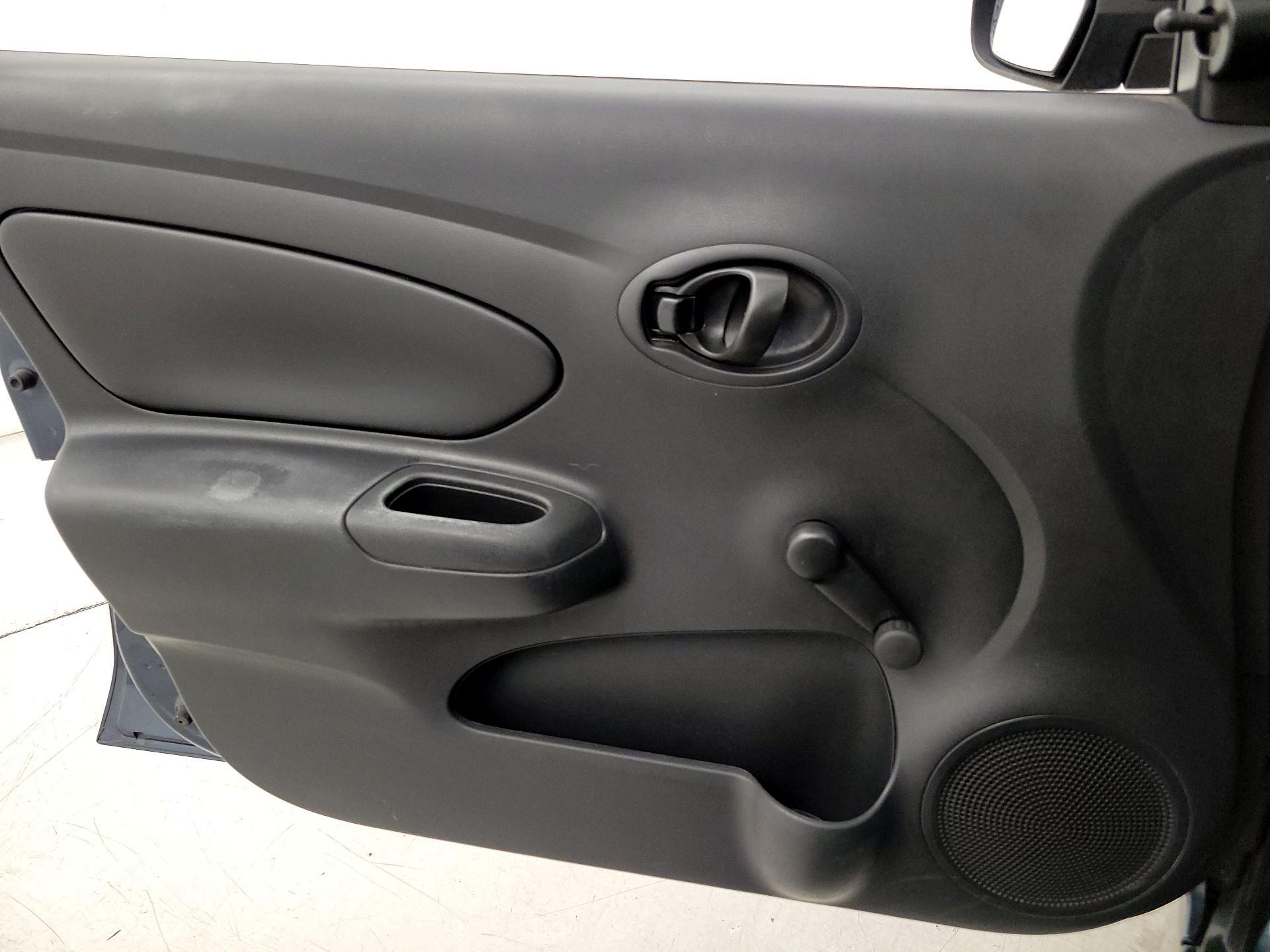 Thumbnail: 2015 Nissan Versa - 12