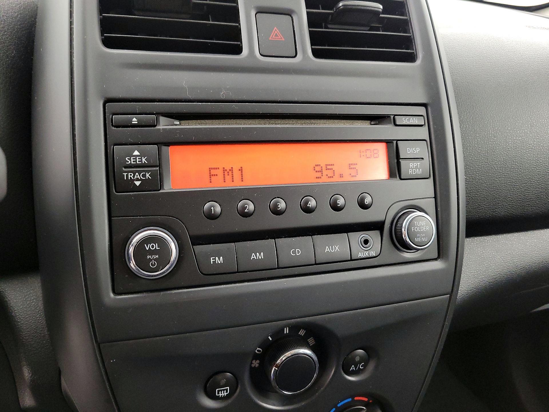 Thumbnail: 2015 Nissan Versa - 14